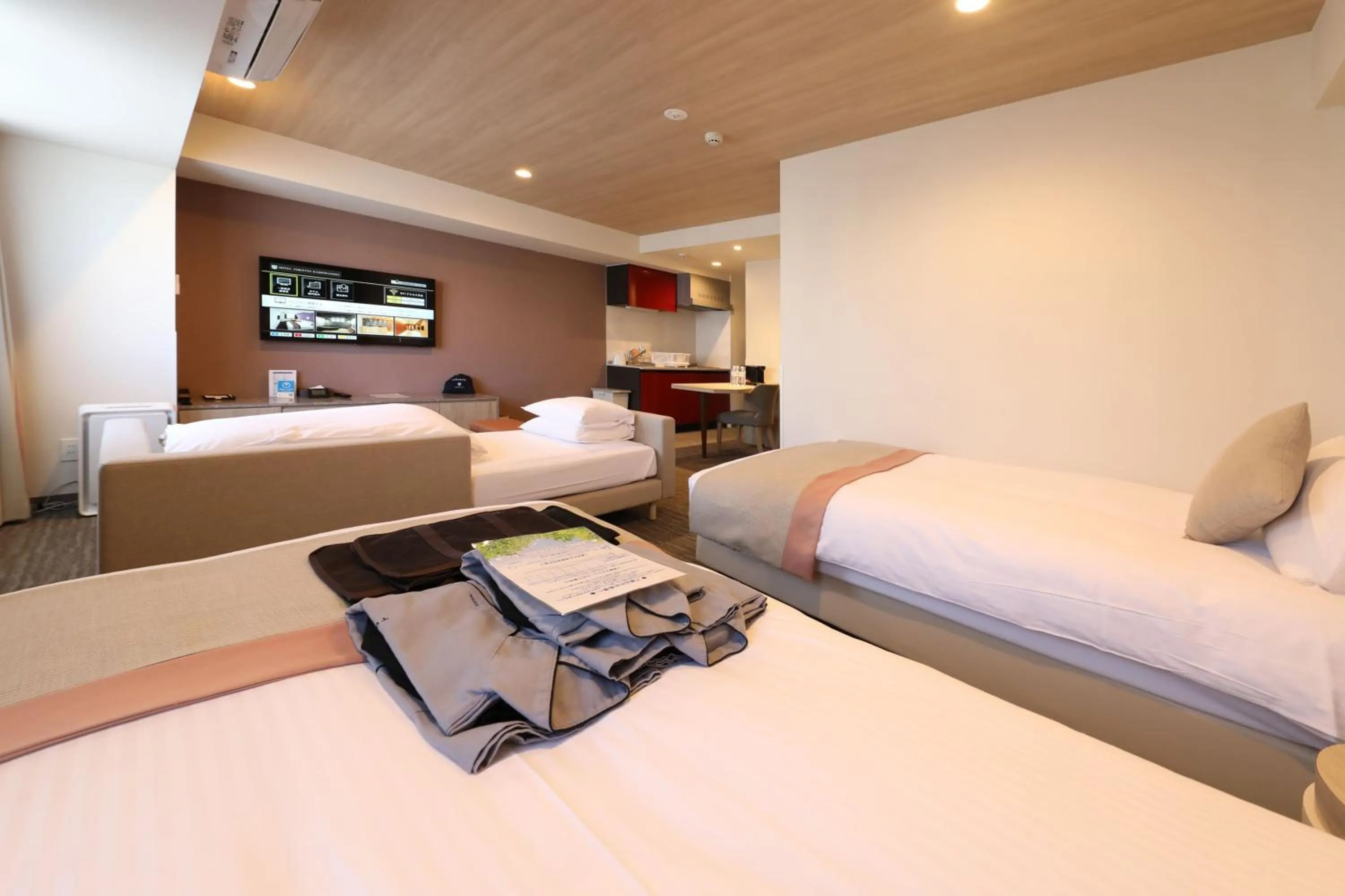 Residential Twin Room (2 Adults) in Hotel Torifito Kashiwanoha