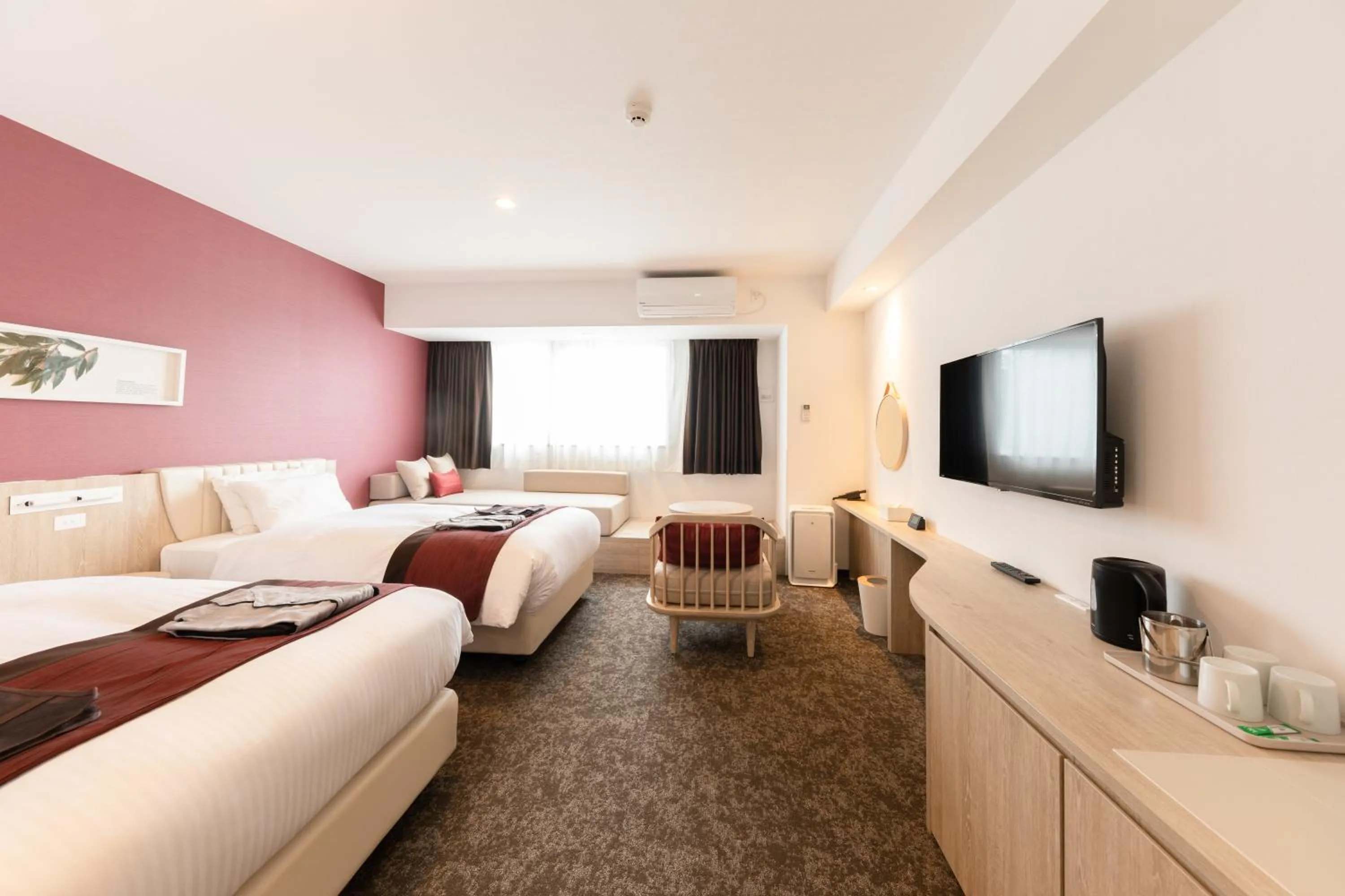 Superior Twin Room (3 Adults) in Hotel Torifito Kashiwanoha