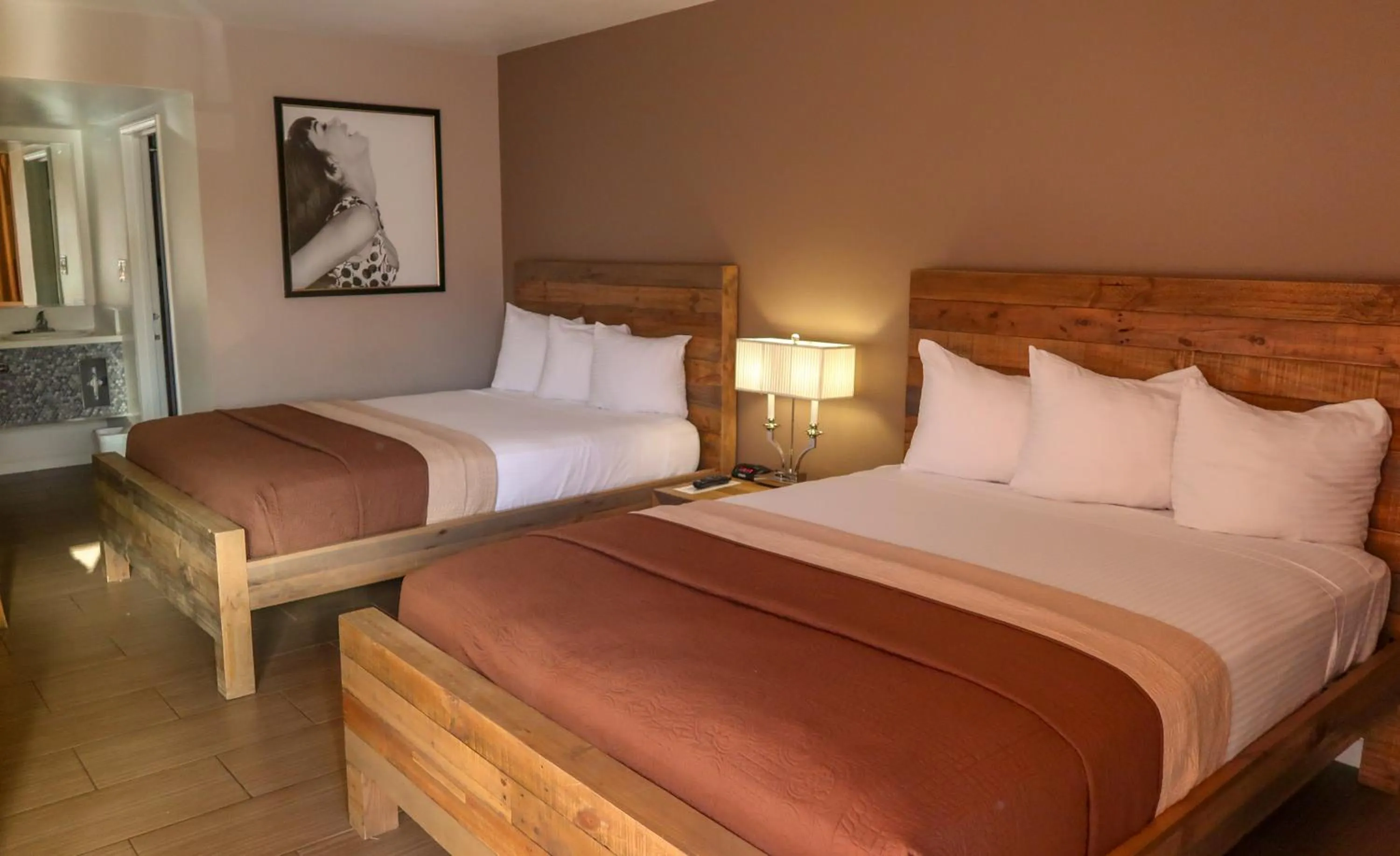 Standard Queen Room with Two Queen Beds in Thunderbird Boutique Hotel