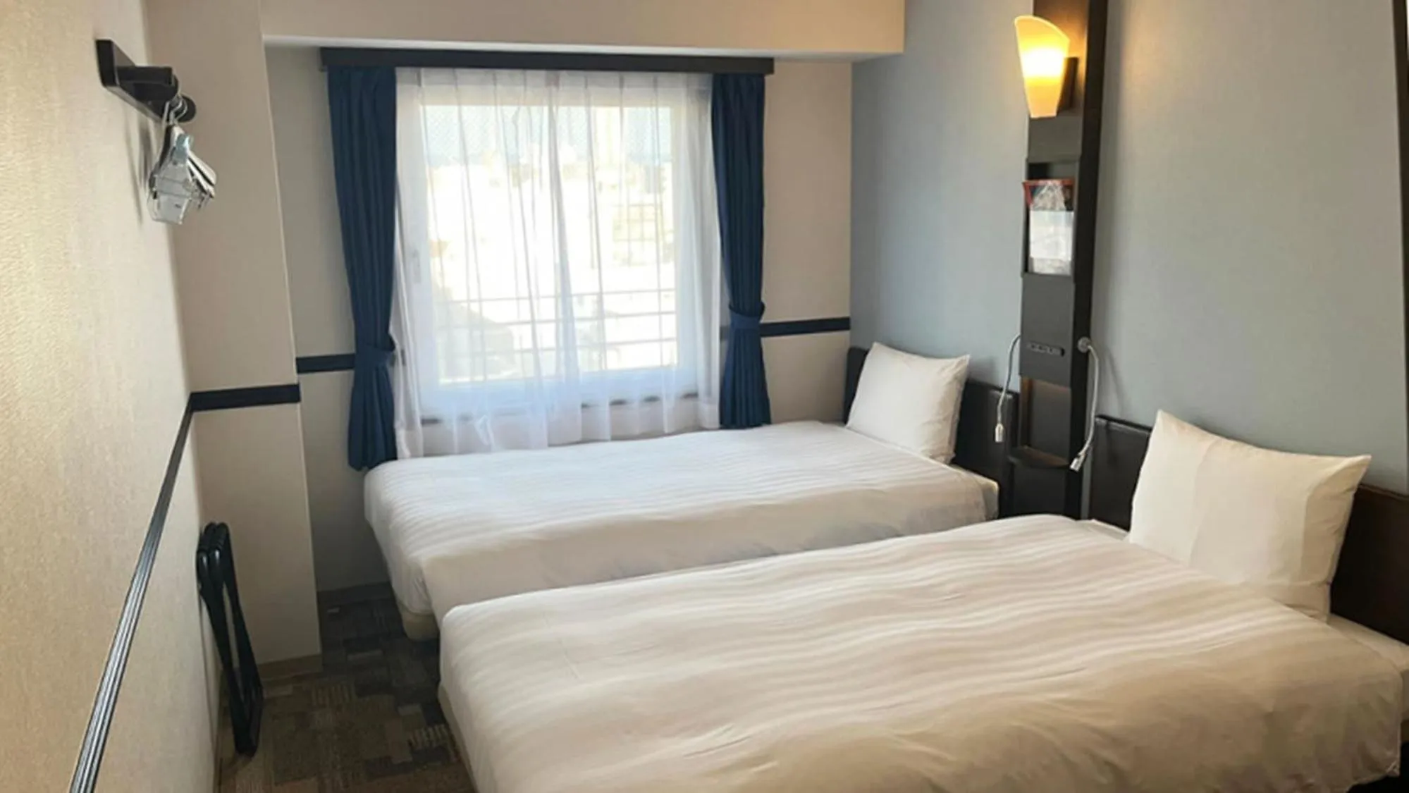 Twin Room - Smoking in Toyoko Inn Osaka Honmachi No2