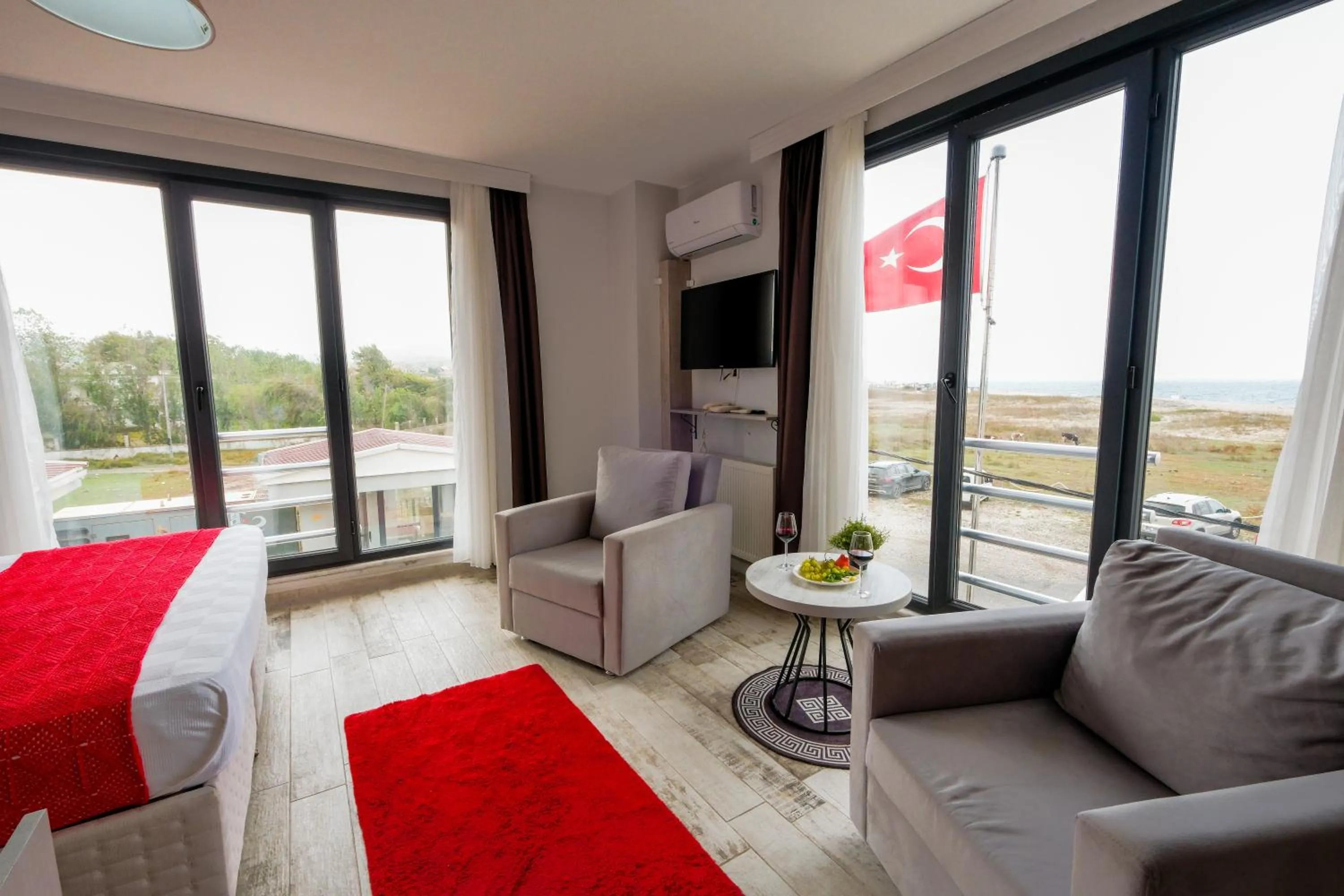 Corner Room with Sea View in Yalıköy Deniz Otel Istanbul