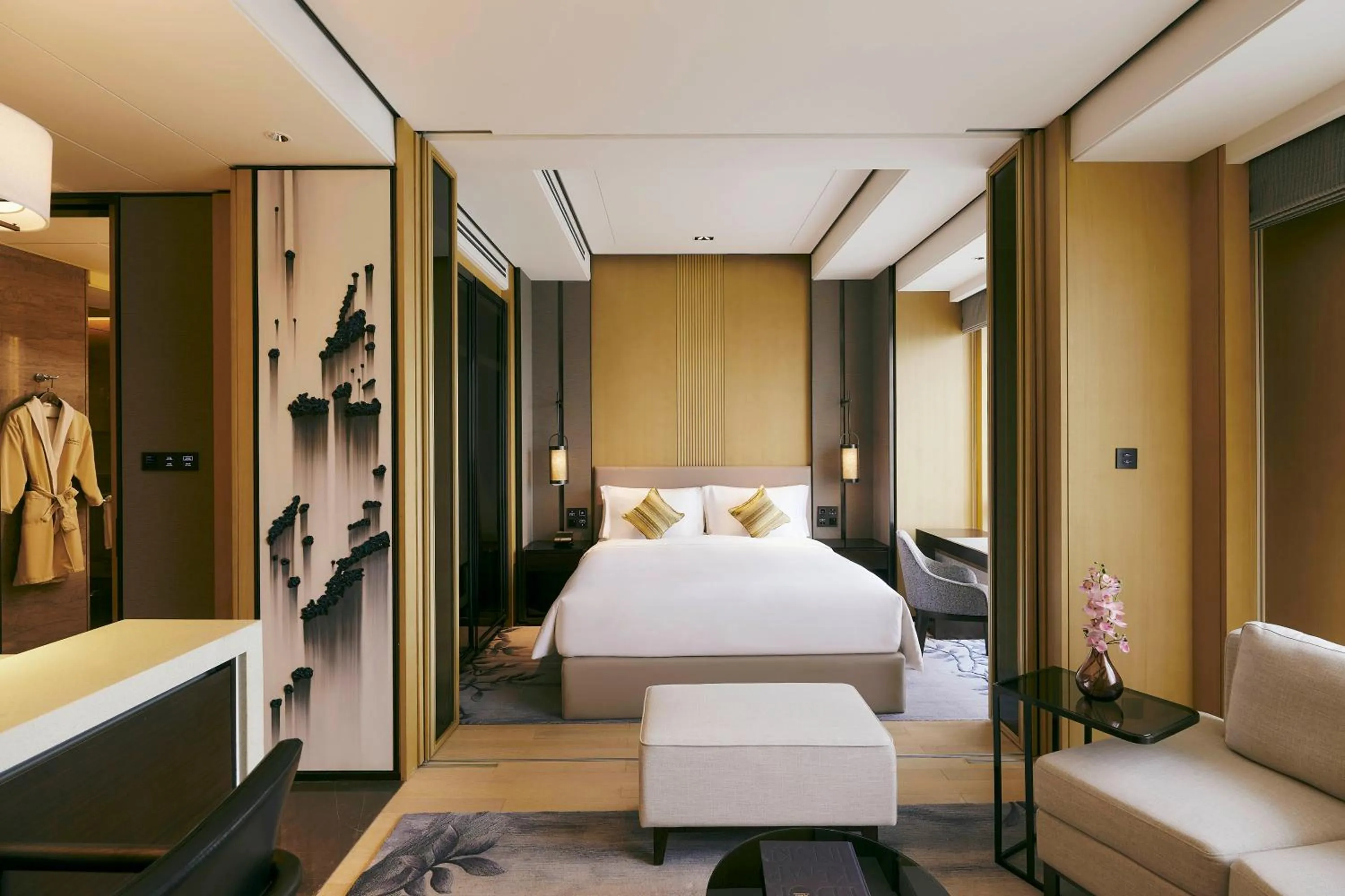 Deluxe Room King - single occupancy in Kempinski Residences Guangzhou
