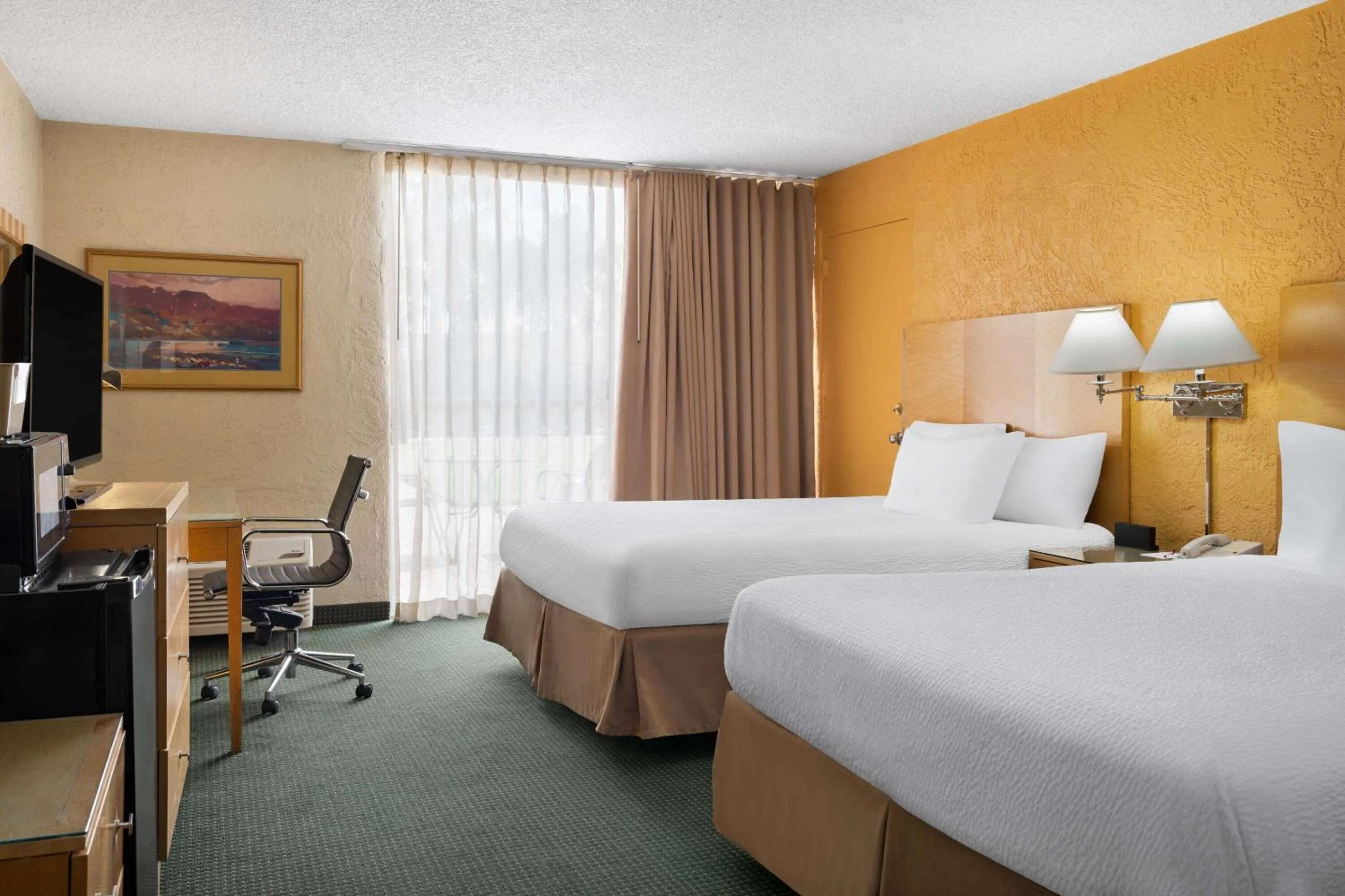 Deluxe Queen Room - Mobility Access/Non-Smoking in Ramada by Wyndham Tucson