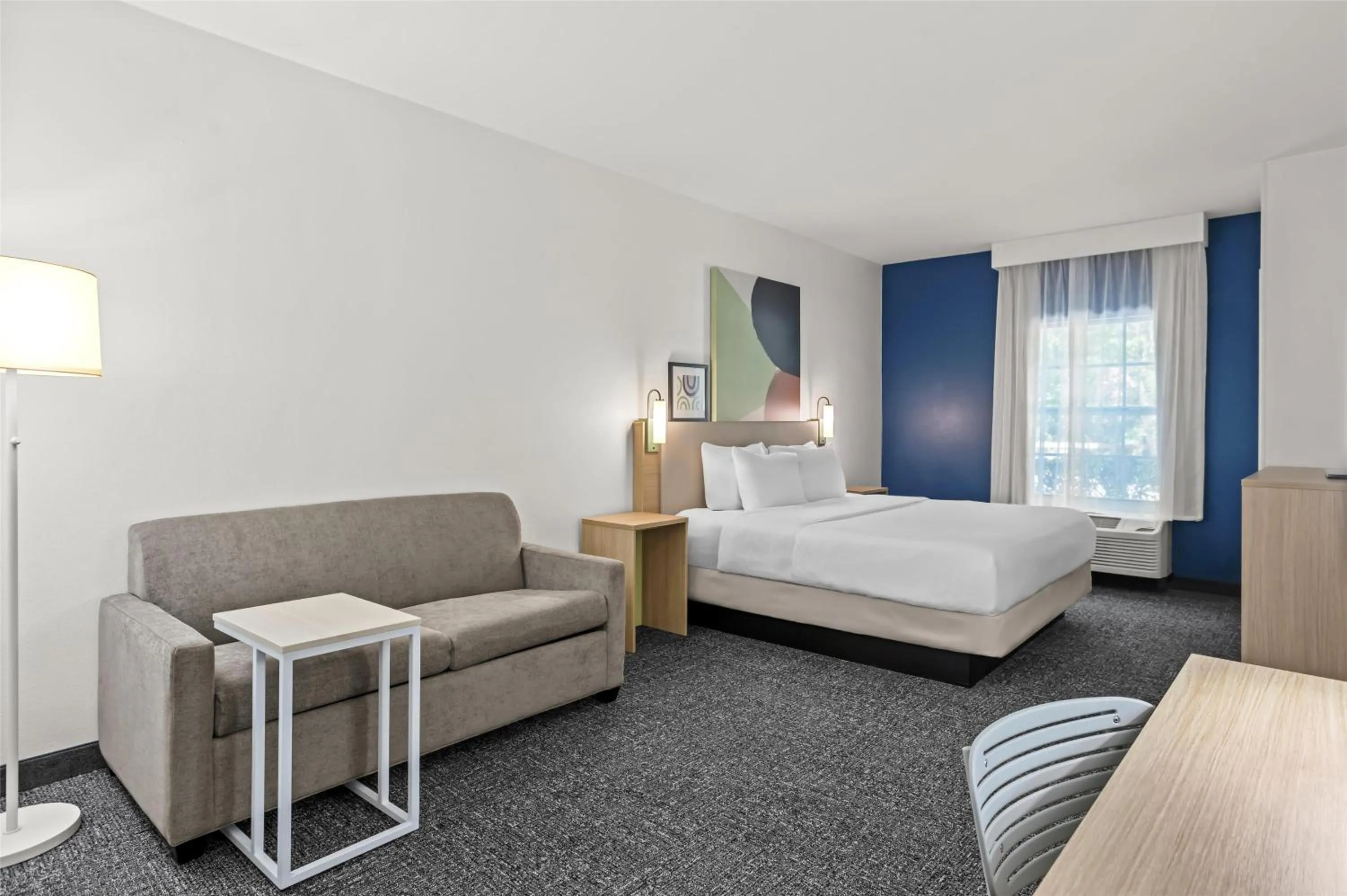 King Room with Sofa Bed and Roll-In Shower - Mobility Access in Spark by Hilton Bluffton Hilton Head Island