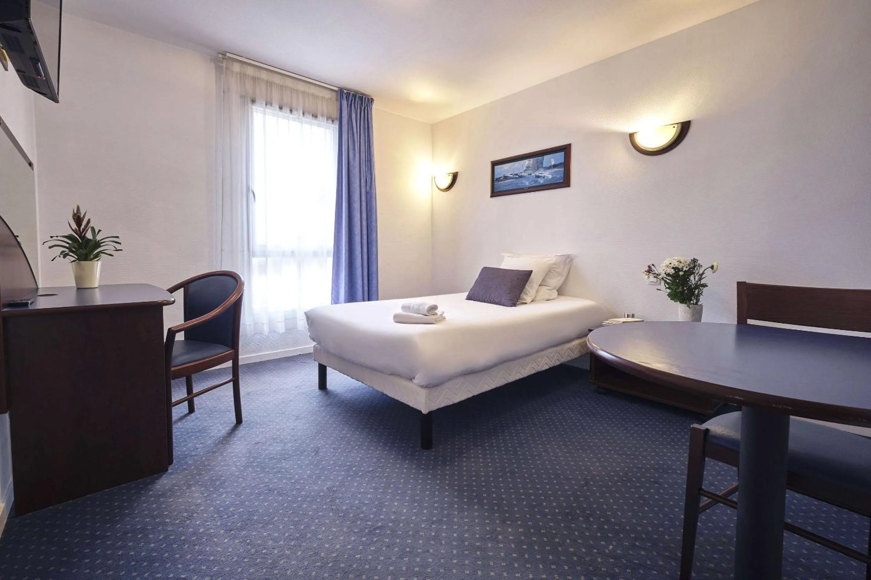 Studio (1 Adult) in Comfort Aparthotel Carcassonne