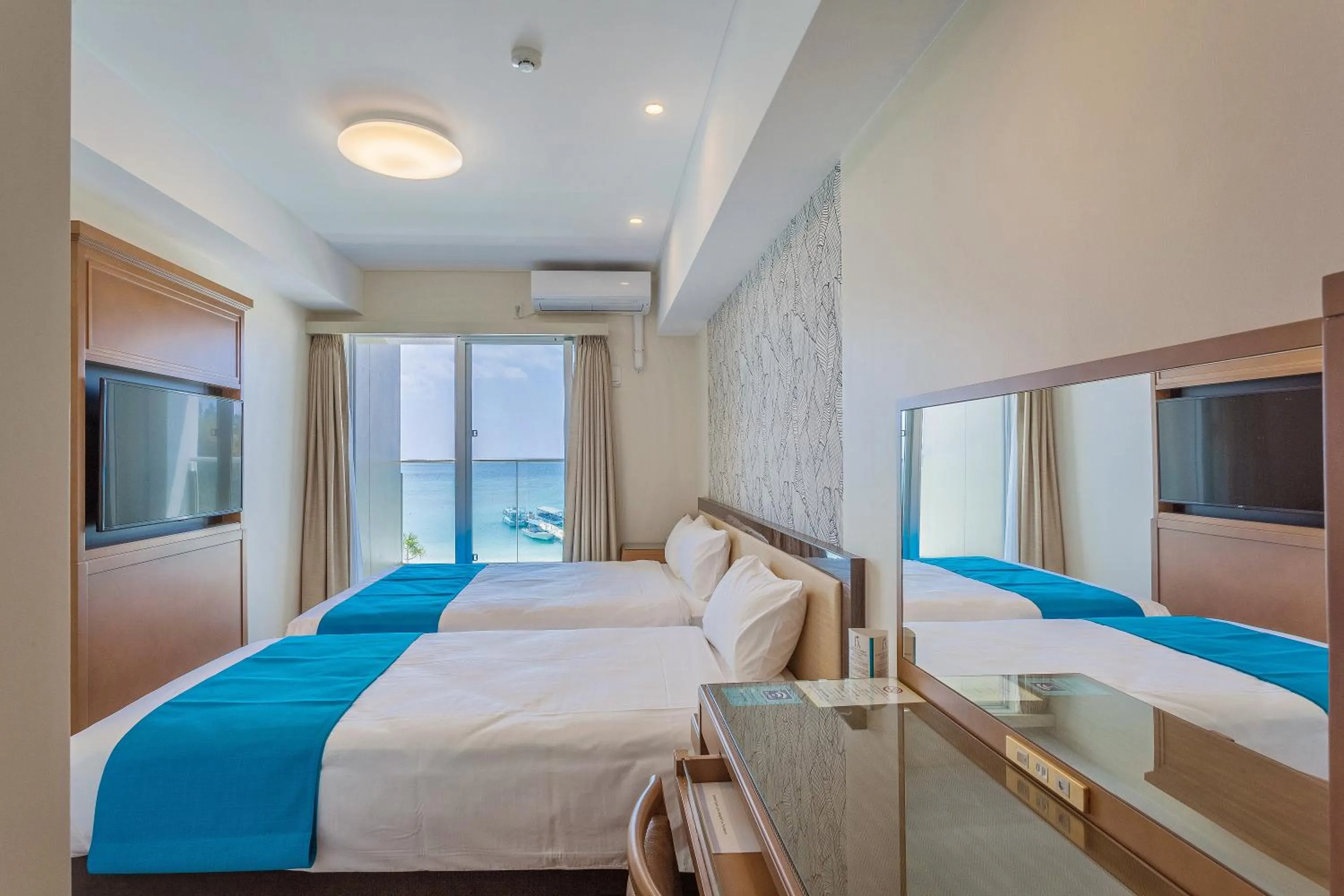 Twin Room with Sea View - single occupancy in Kariyushi LCH. Resort