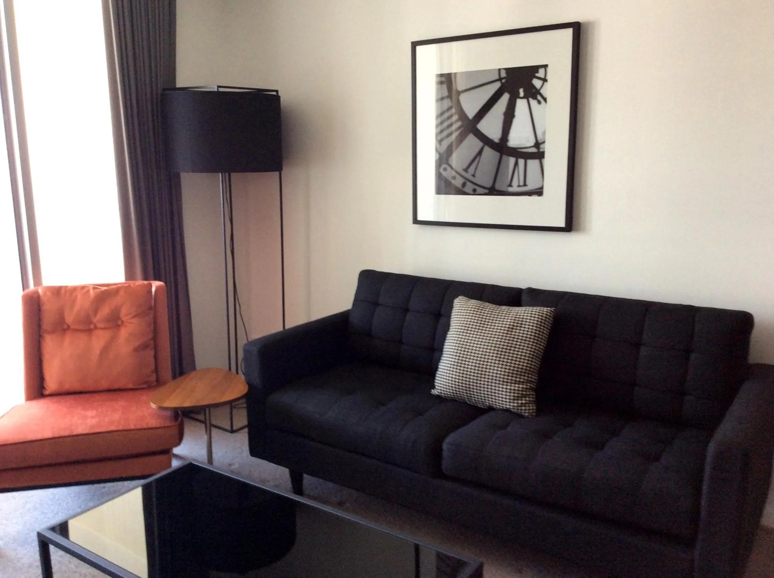 One-Bedroom Apartment in Morgan Suites