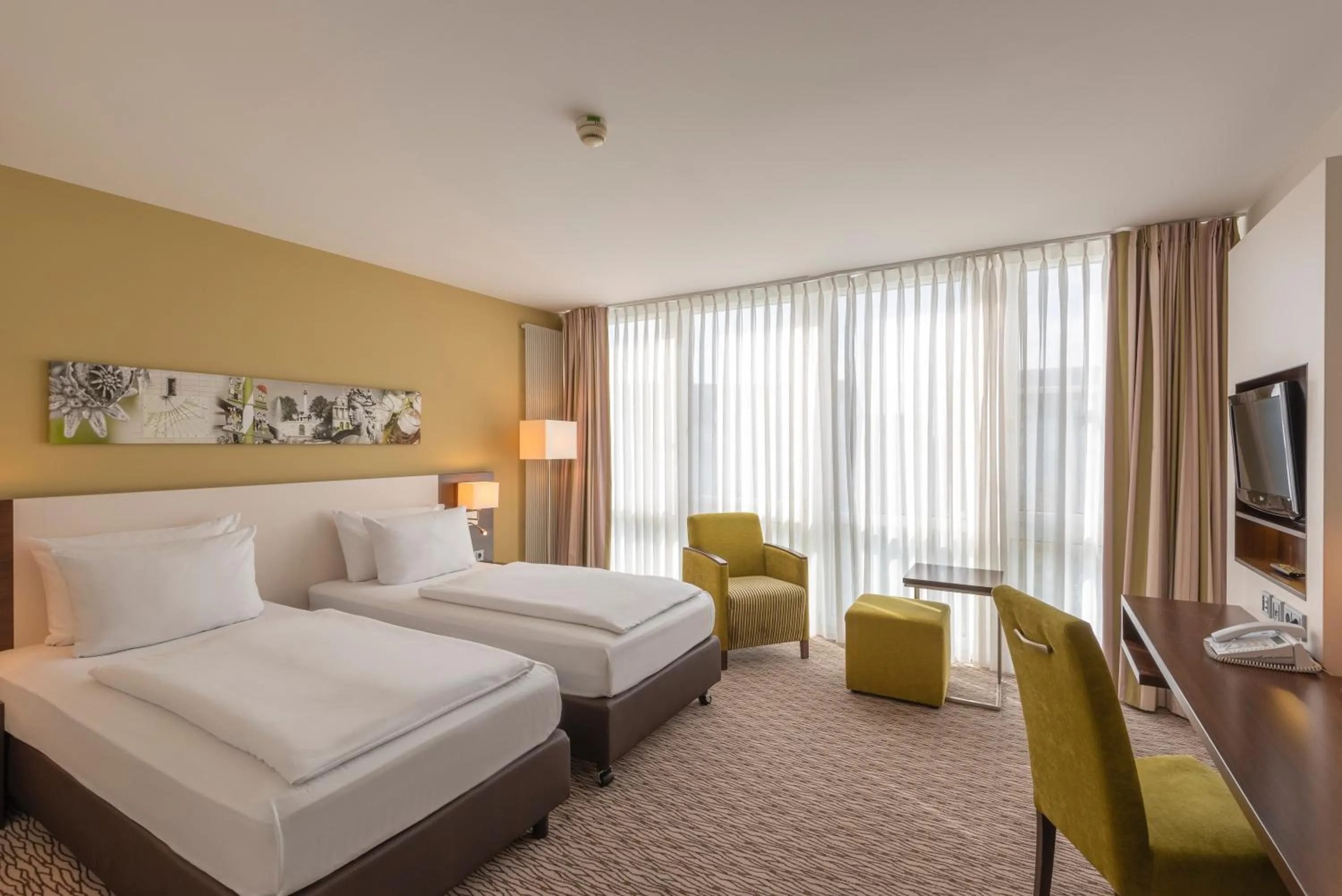 Standard Room with Two Single Beds in Holiday Inn Munich Unterhaching by IHG