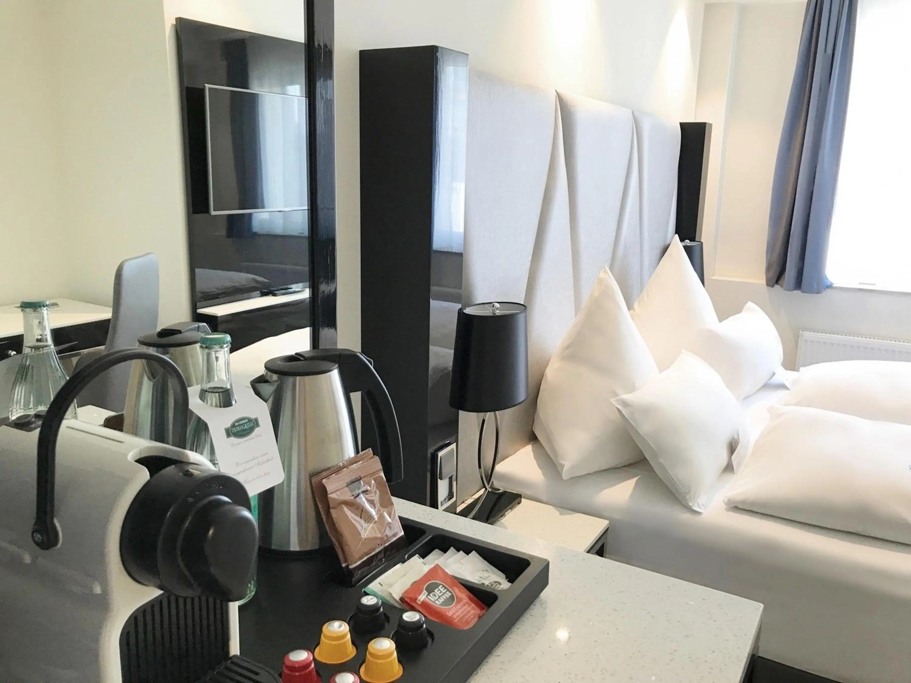 Superior Double Room in Mercure Hotel Kaiserhof City Center