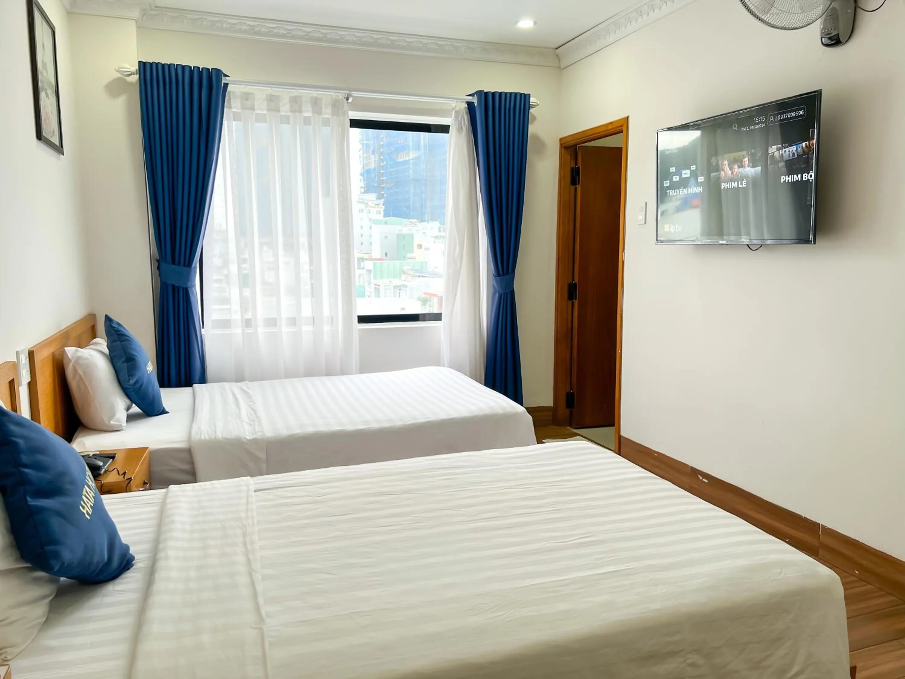 Twin Room with City View in HaTa Hotel