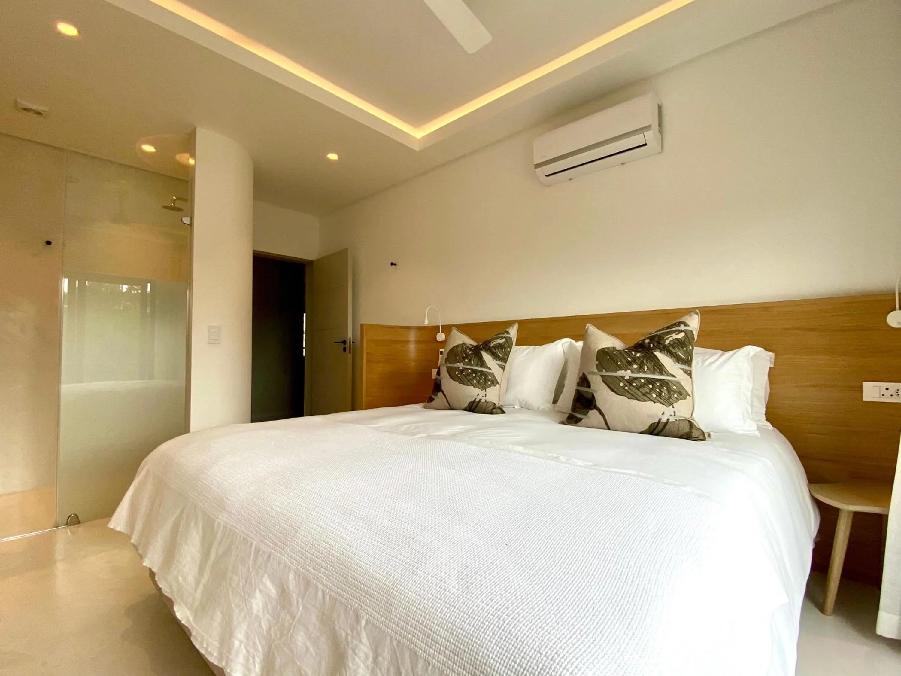 Standard Double Room - single occupancy in Barrington's