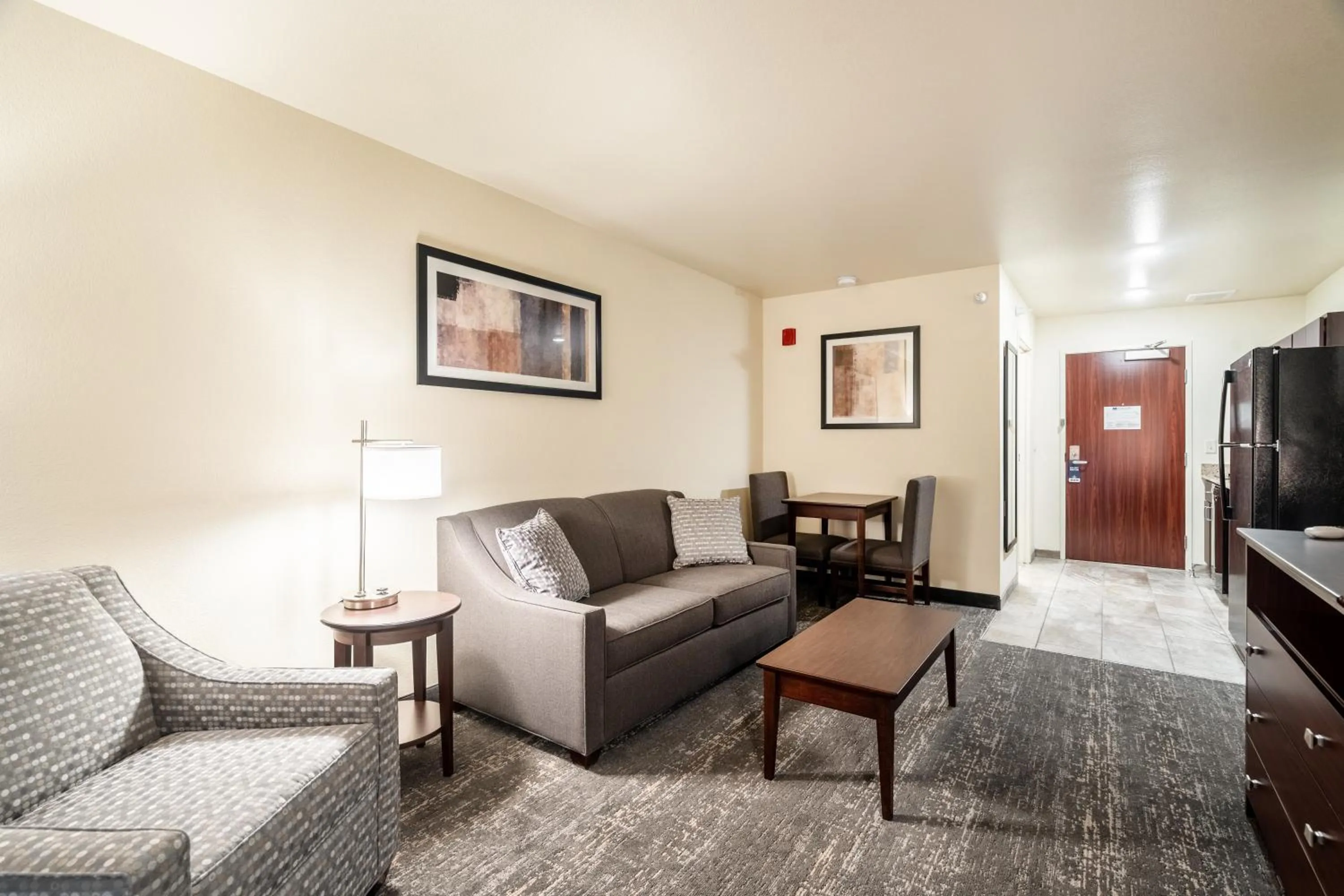One-Bedroom Suite in Cobblestone Hotel & Suites - Andrews