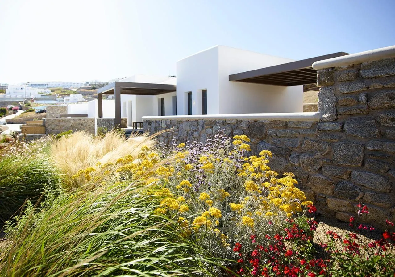 Three Bedroom Villa with Private Heated Pool Sea View in Bonzoe Suites & Villas