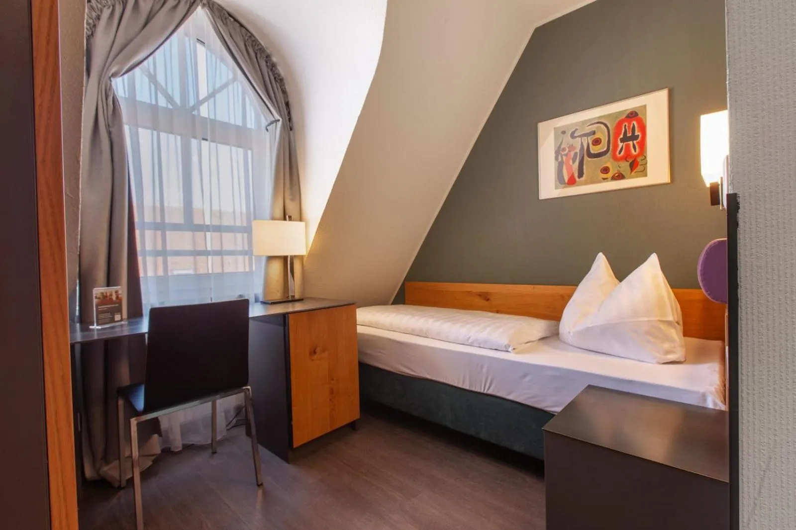 Economy Single Room in Hotel am Jakobsmarkt