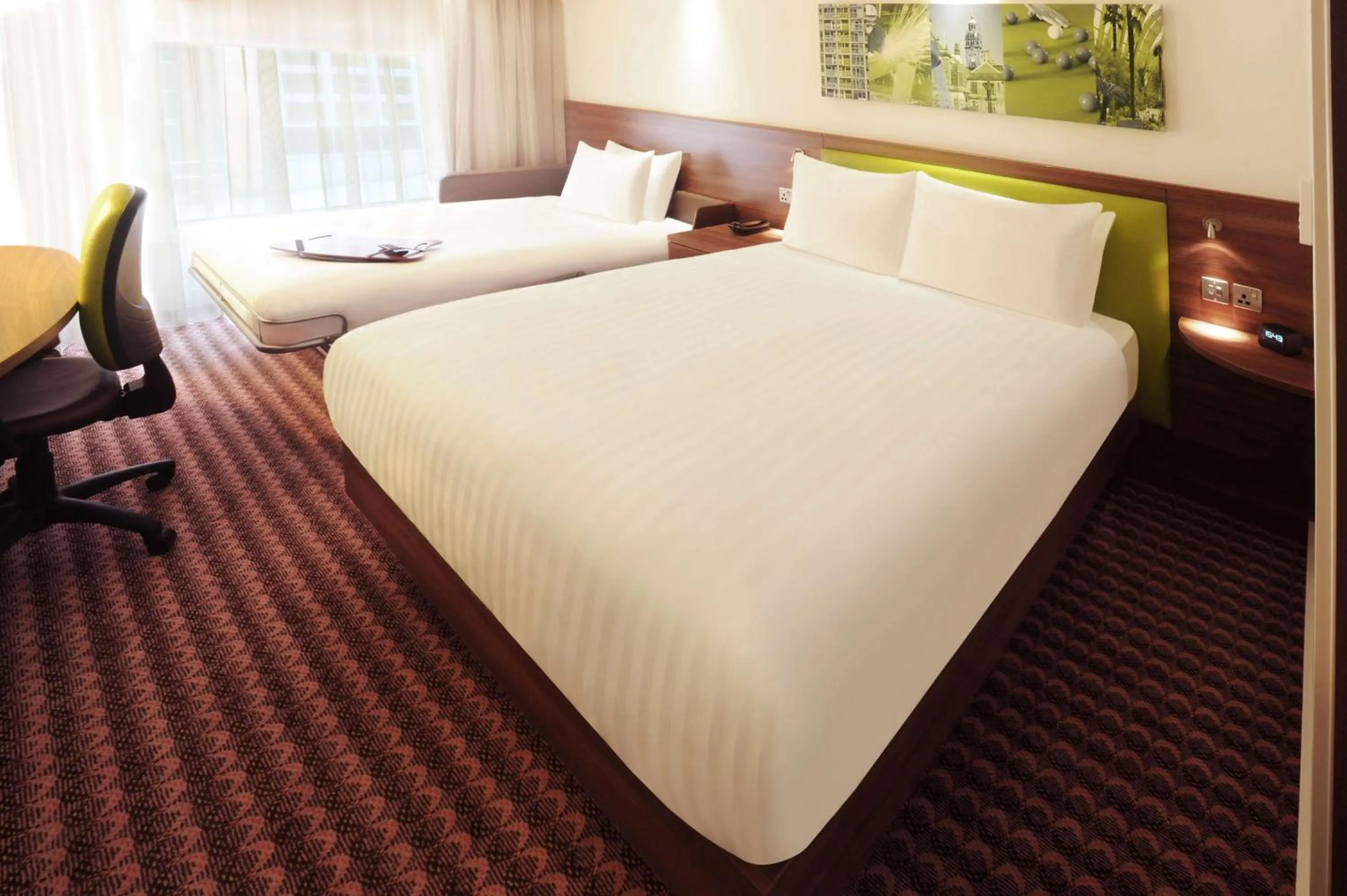 Queen Room with Sofa Bed in Hampton by Hilton Sheffield