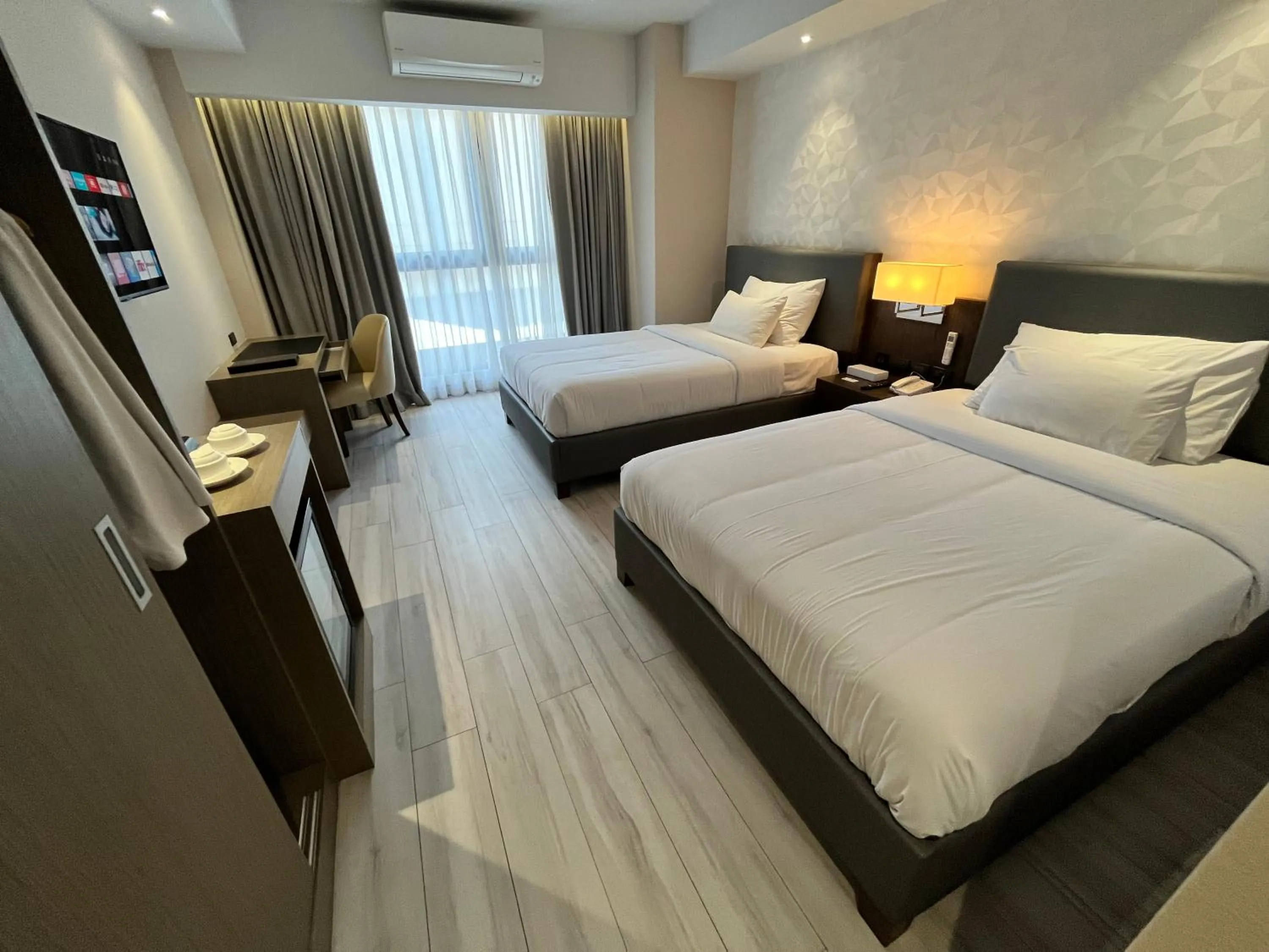 Deluxe Double or Twin Room in Capitol Hill Hotel and Suites