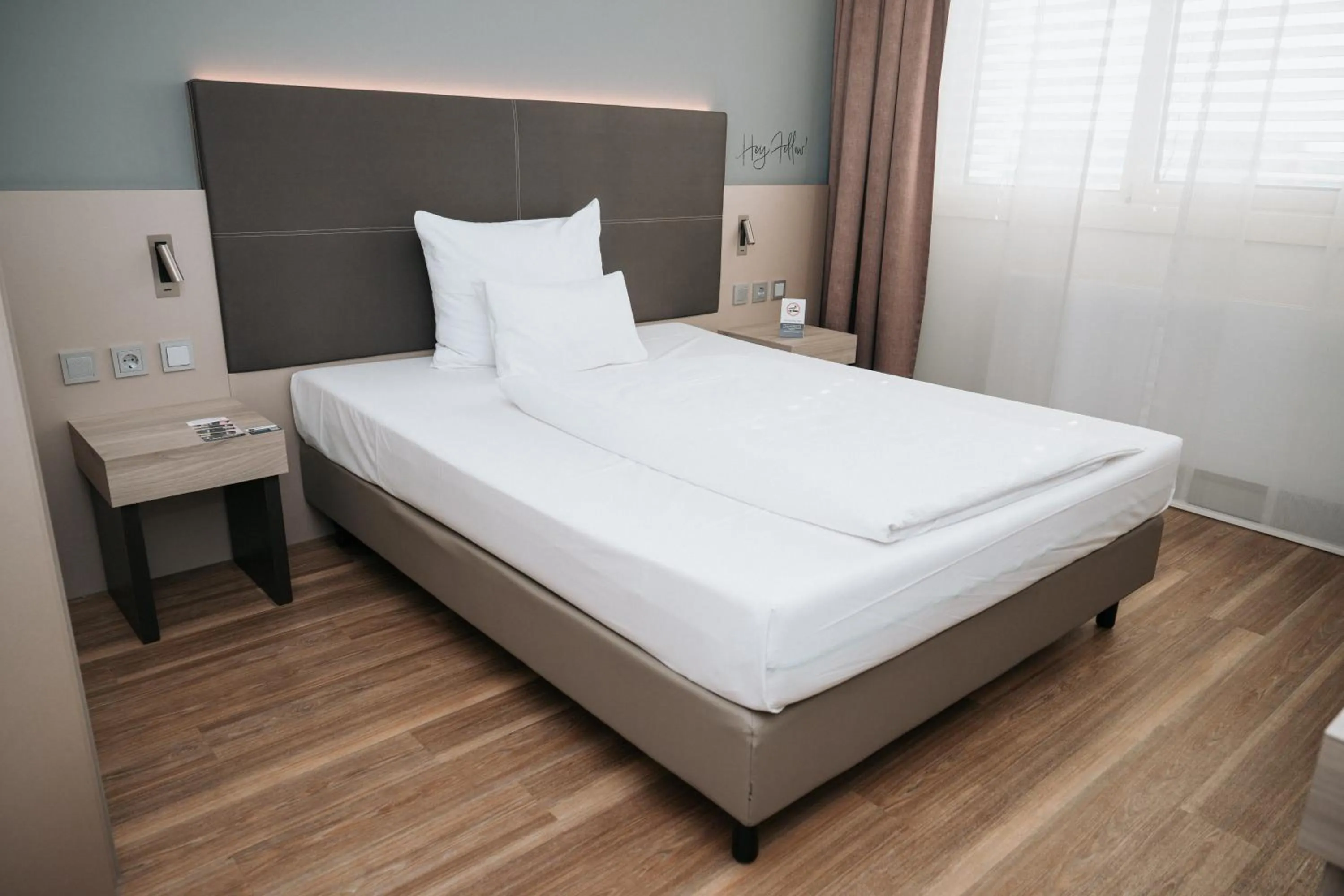 Queen Room in Feringapark Hotel by Coffee Fellows Hotels