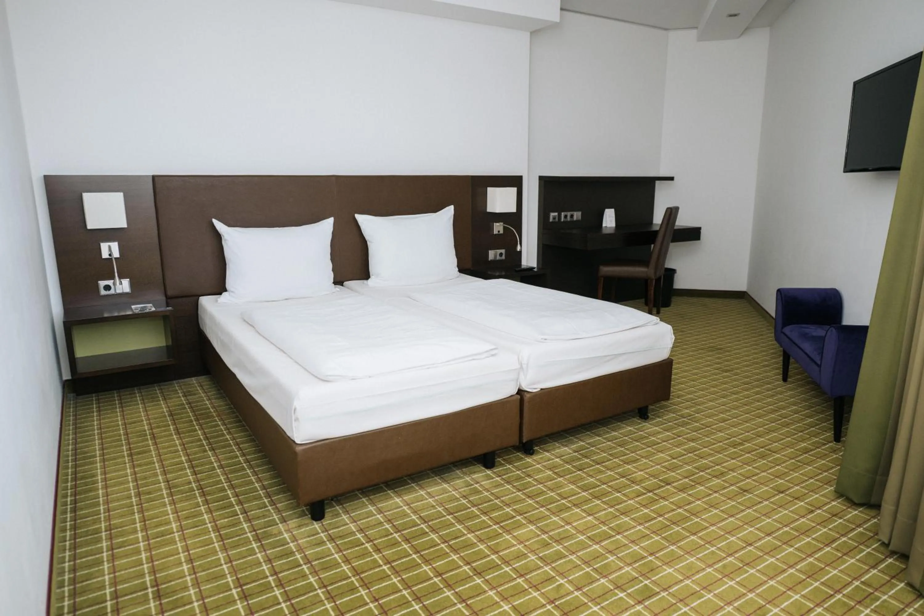 Standard Suite in Feringapark Hotel by Coffee Fellows Hotels