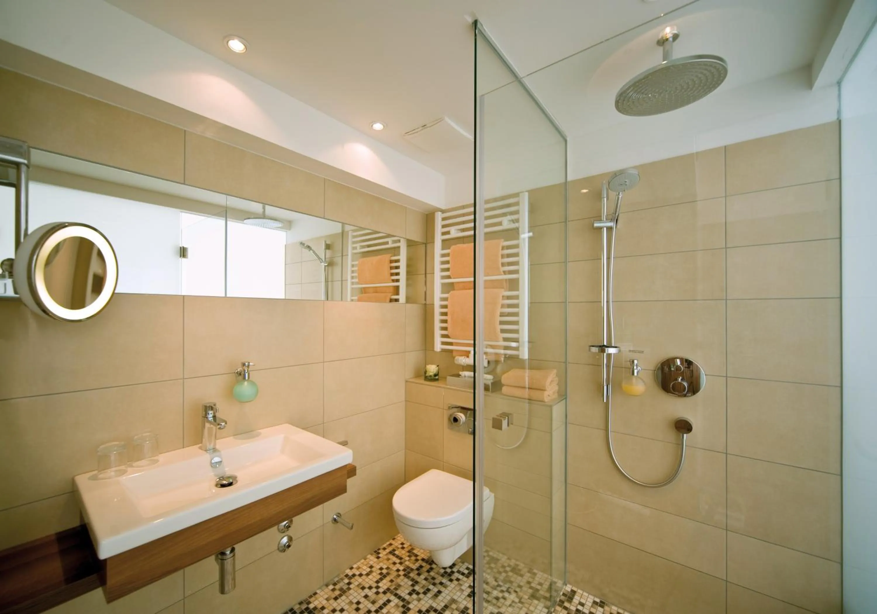 Family Room (3 Guests) in Parkhotel Oberhausen