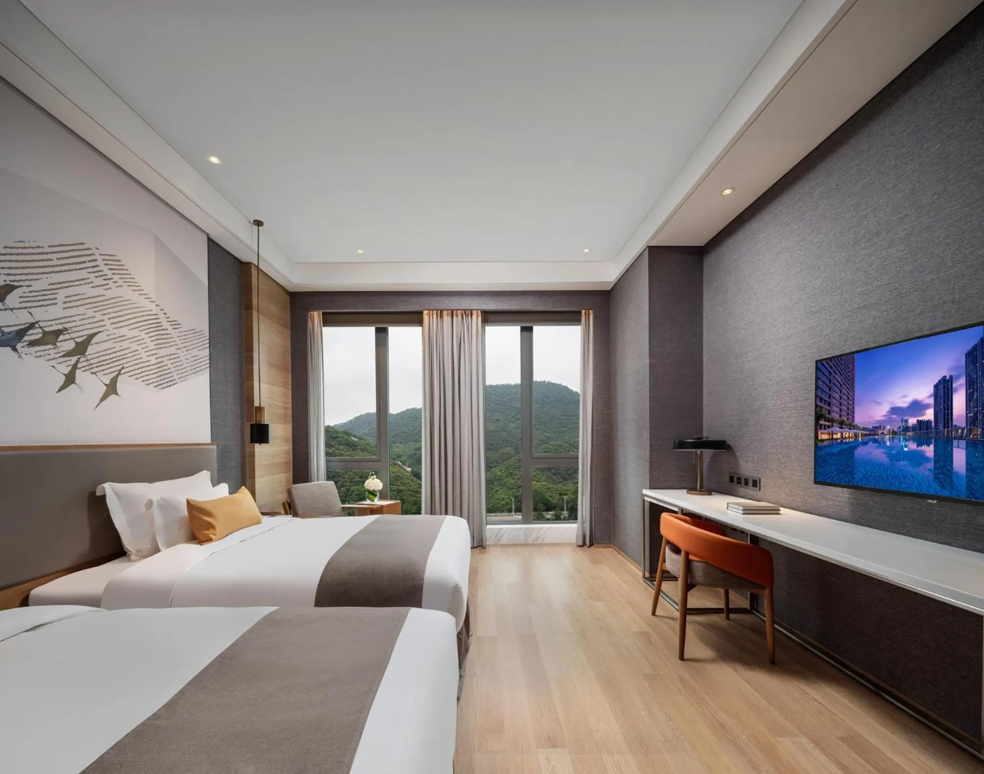 Standard Twin Room with Mountain View in Genpla Hotel Shenzhen Nanshan