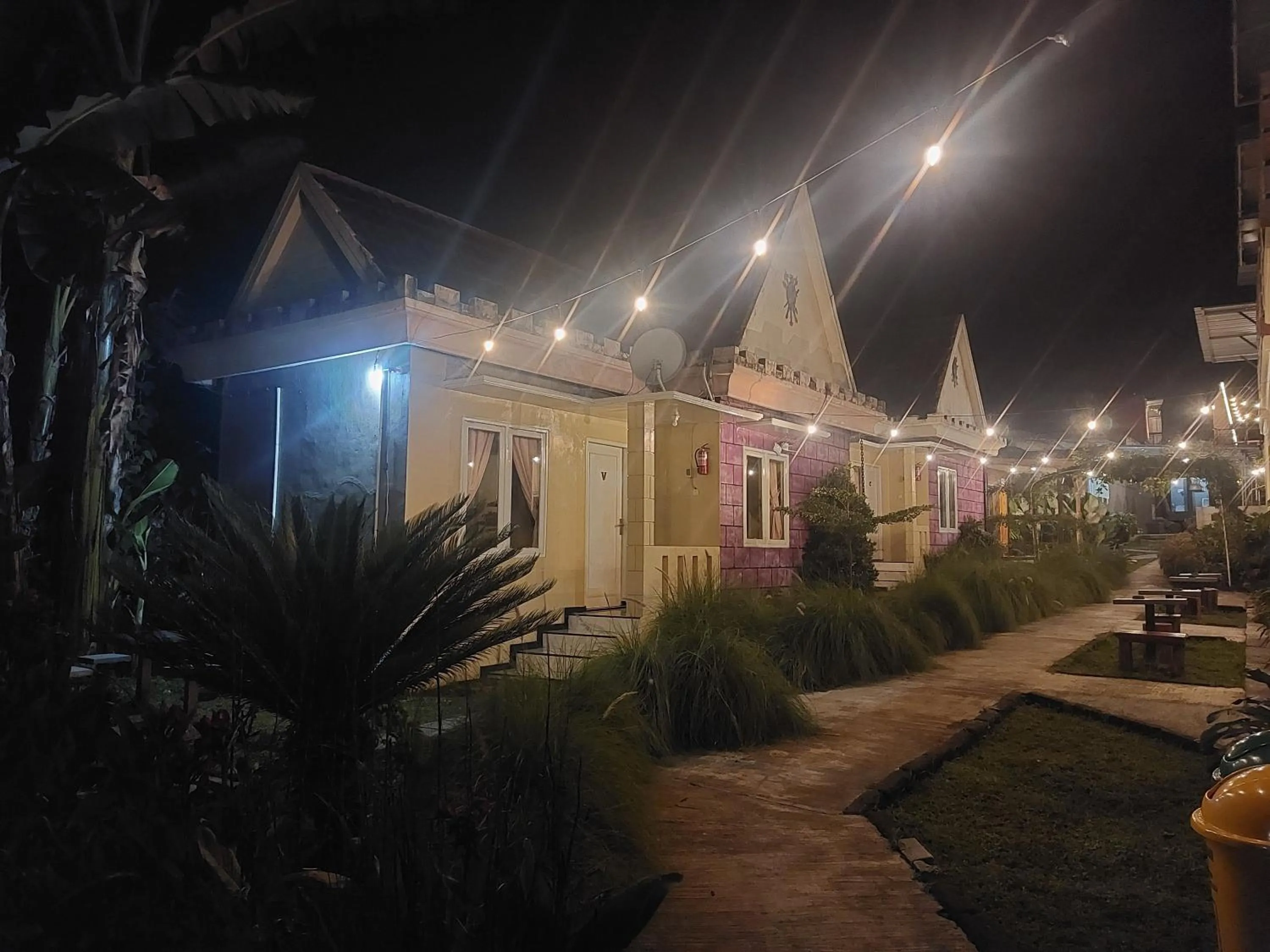 Family Bungalow in Istana Bromo Resort