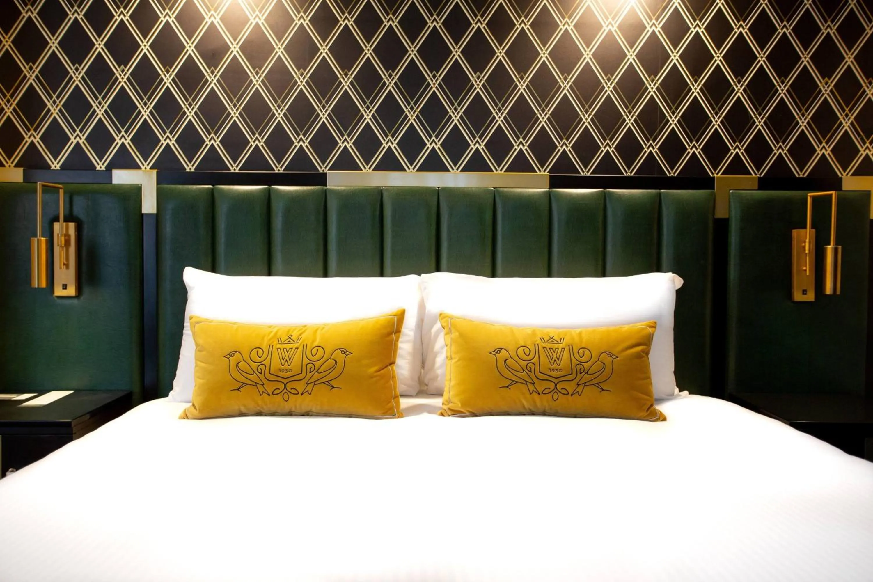 Terrace Suite, 1 Bedroom Suite, 1 King, Sofa bed in The Warrior Hotel, Autograph Collection