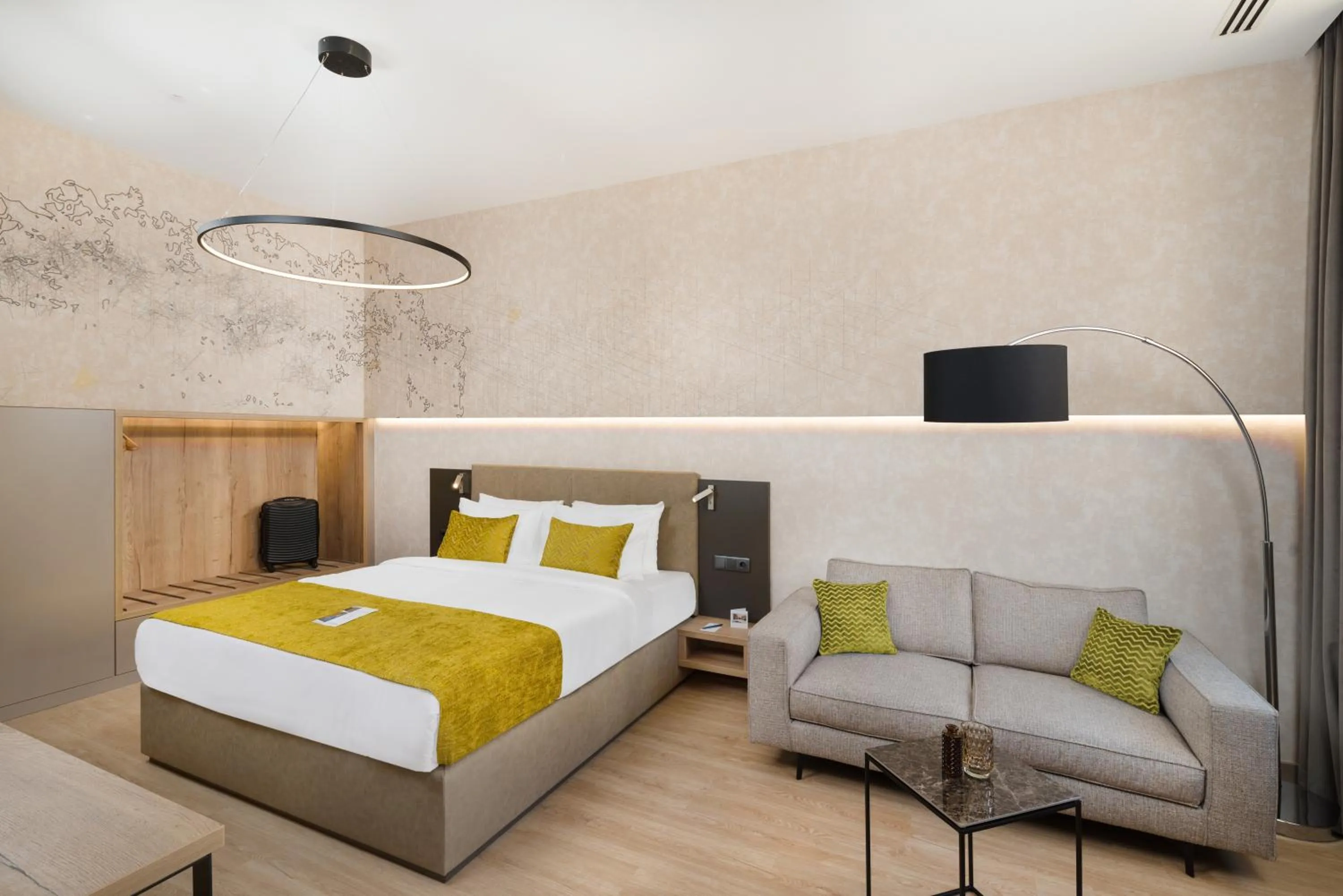 Deluxe Double Room with Street View in Hotel Vision Budapest by Continental Group