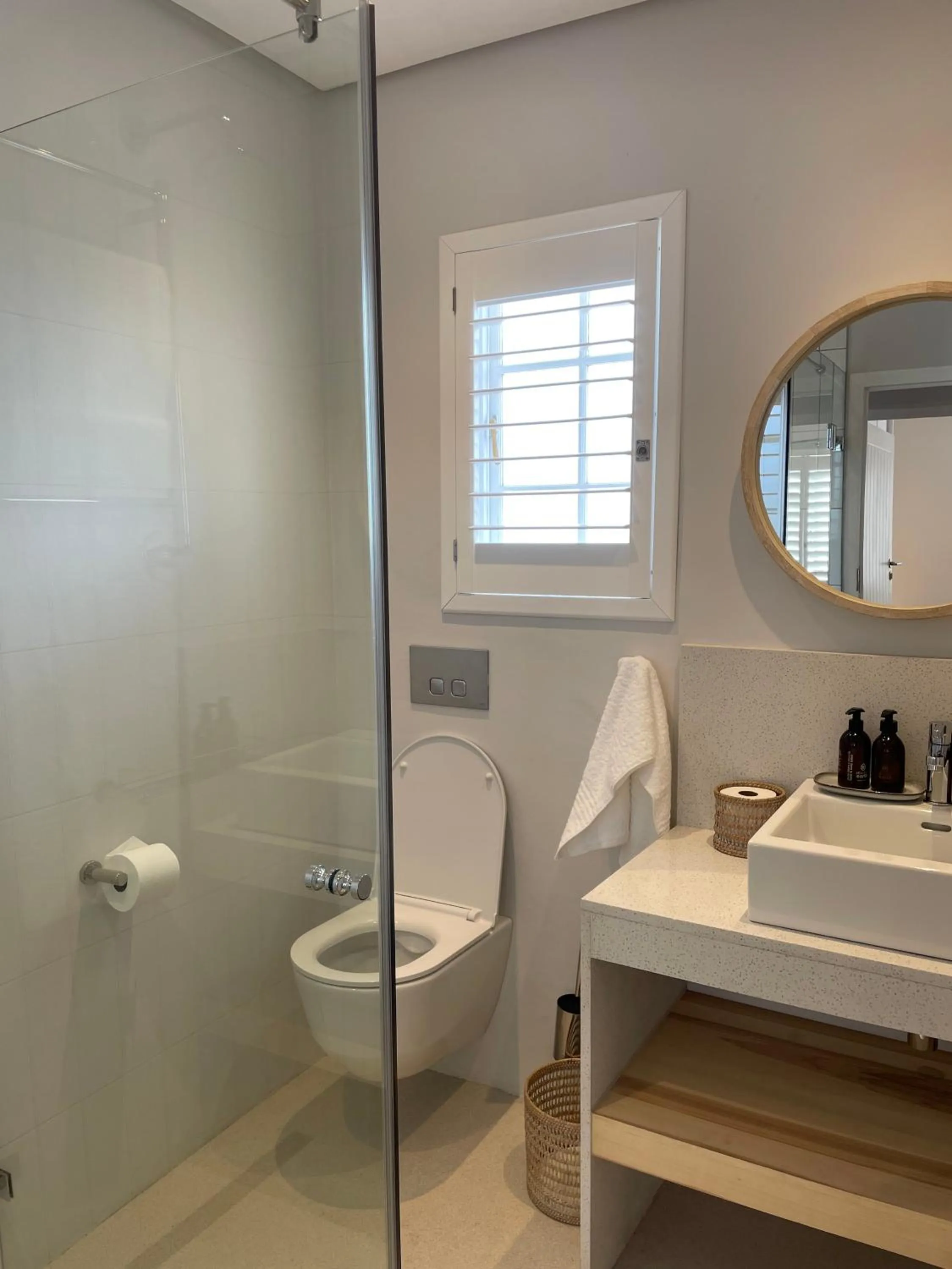 Two-Bedroom Chalet - single occupancy in Maison Montagne