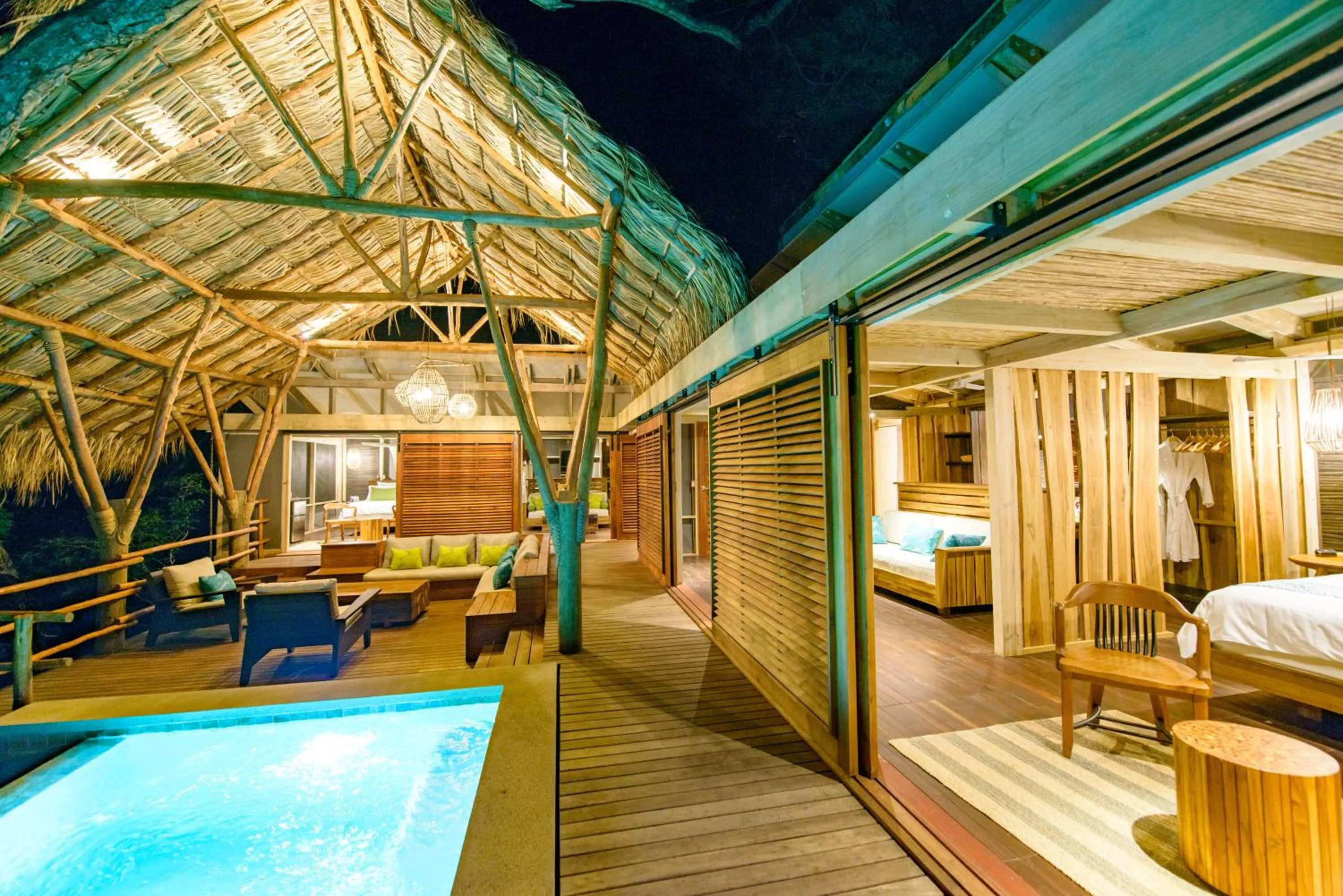 Quadruple Room with Sea View in Morgan's Rock Reserve & Ecolodge