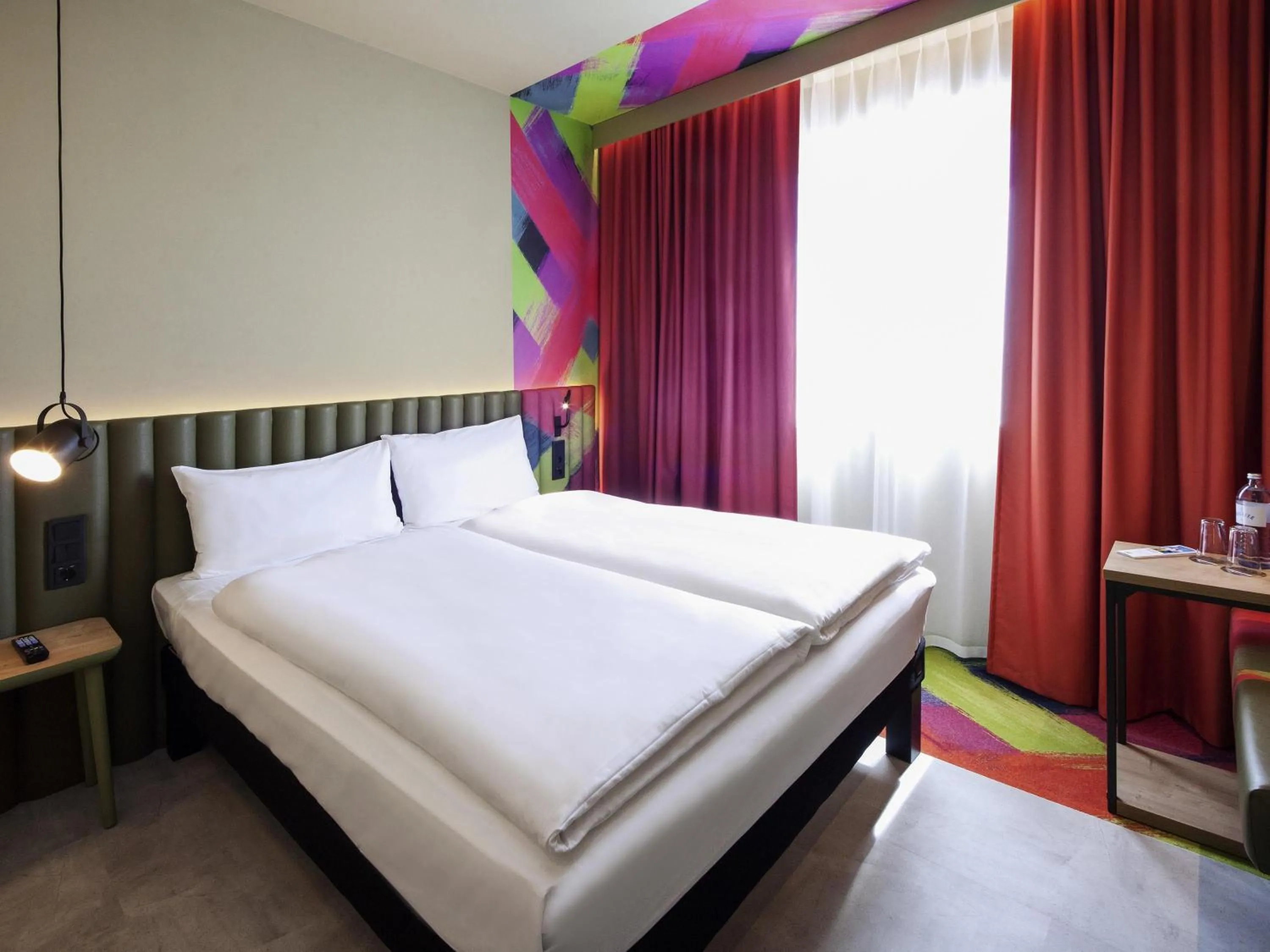 Standard Double Room - single occupancy in ibis Styles Parndorf Neusiedler See