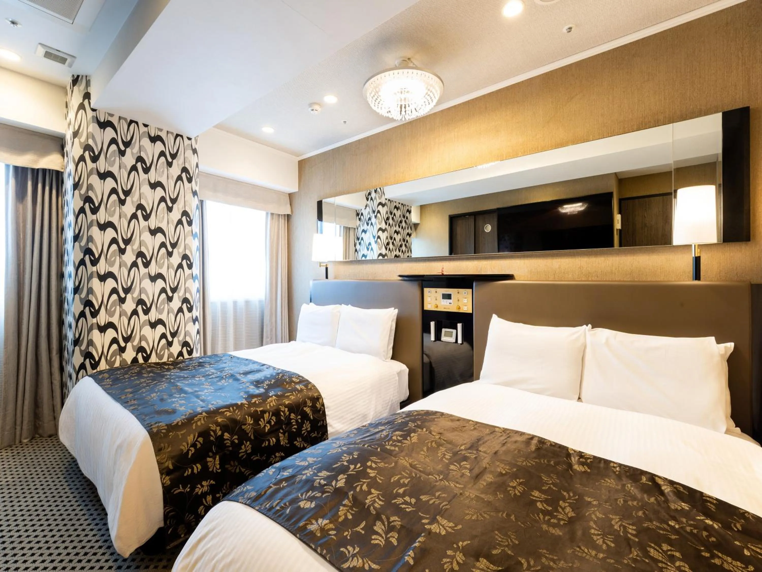 Suite - Non-Smoking in APA Hotel Shin Osaka Ekimae