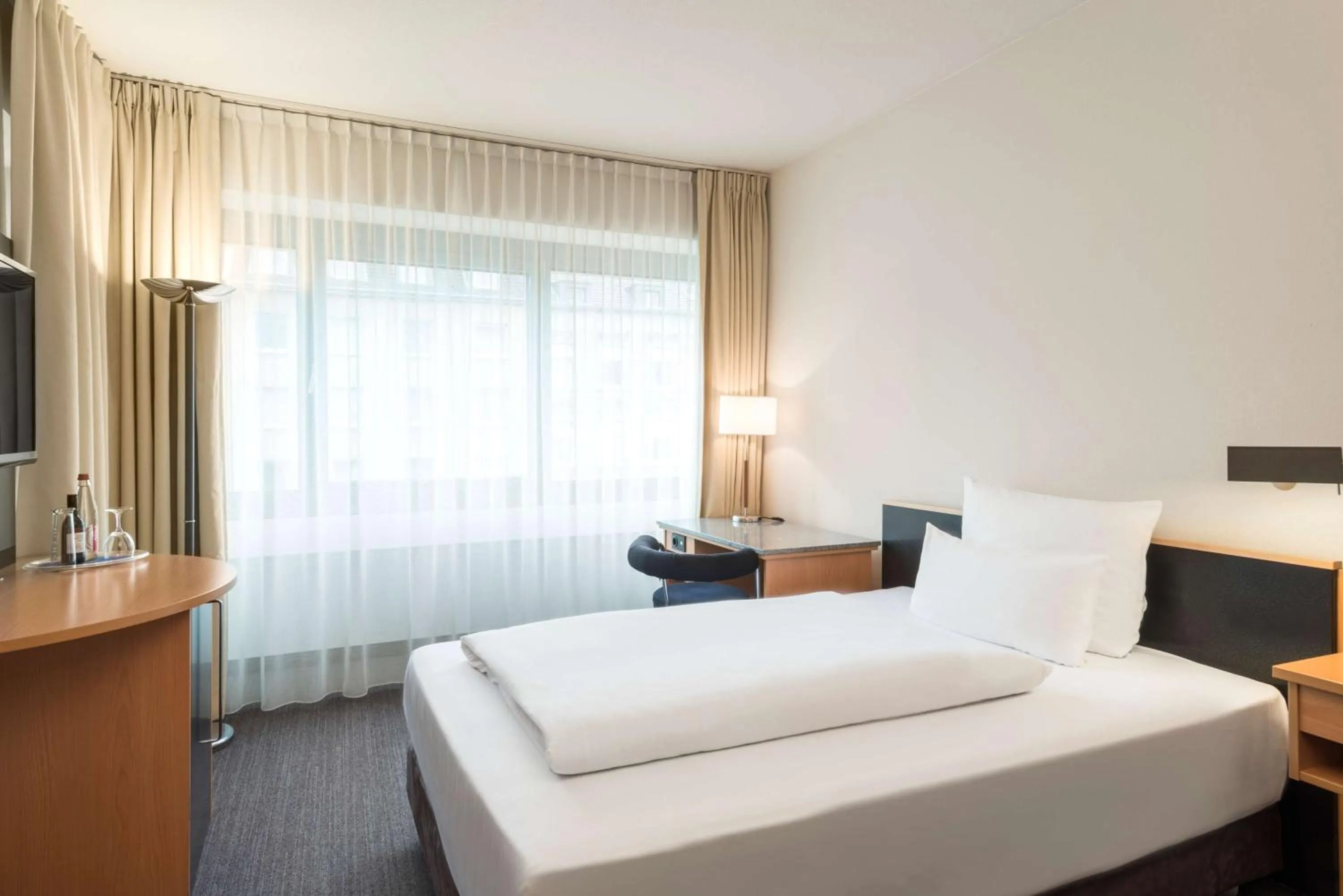 Standard Single Room in NH Düsseldorf City