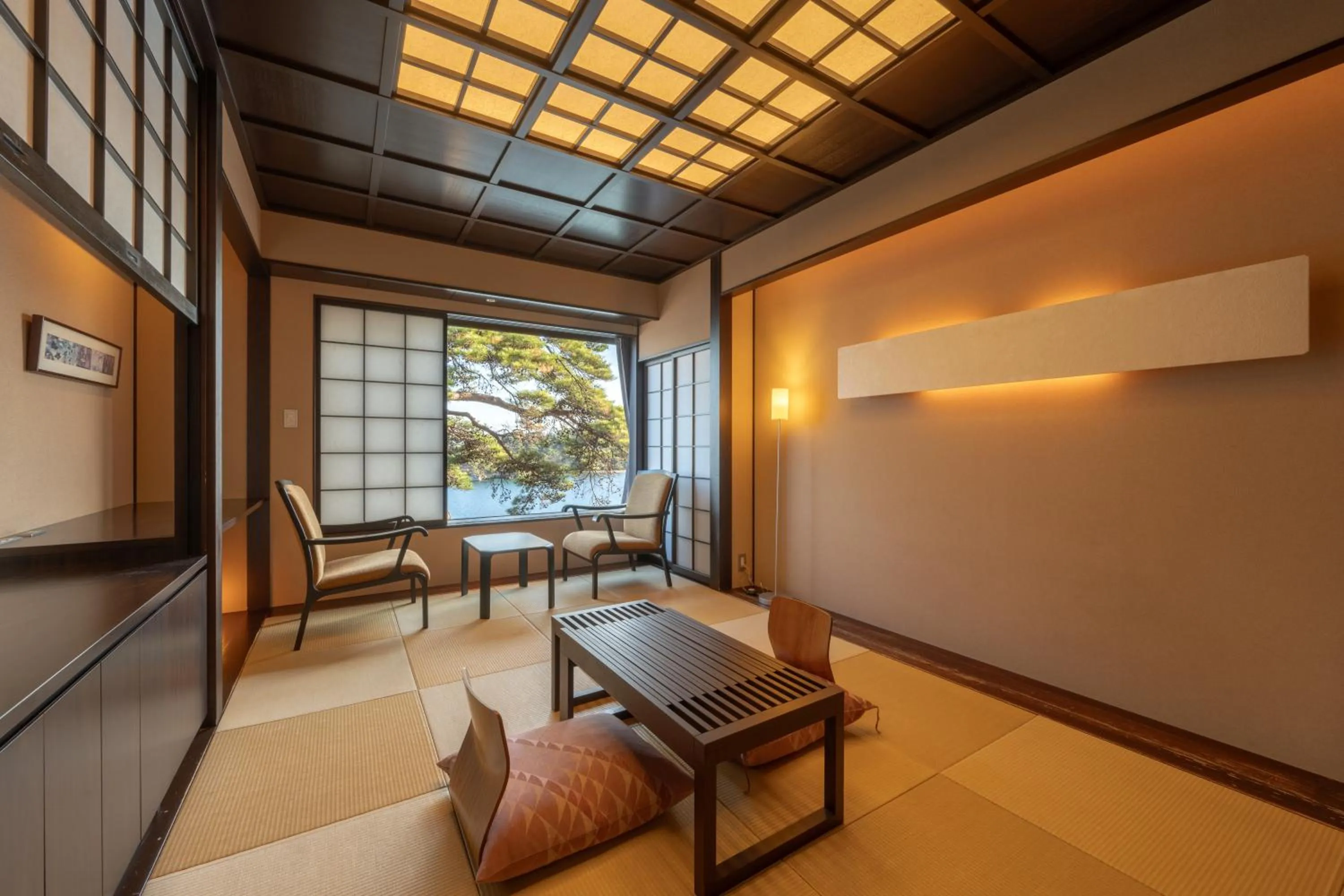 Japanese-Style Economy Room in Komatsu-kan Kofu-tei