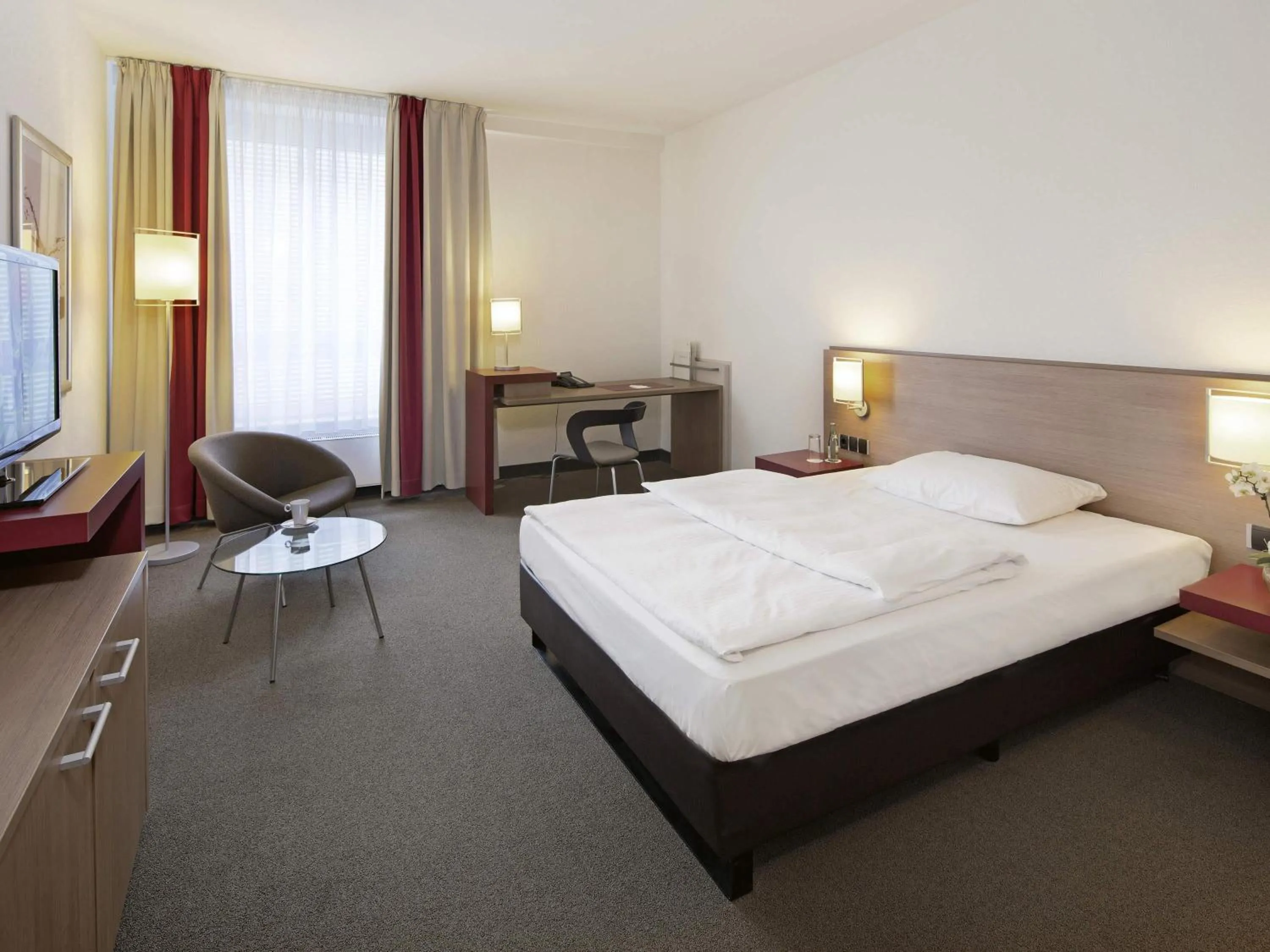 Superior Queen Room in Mövenpick Hotel Münster am Aasee