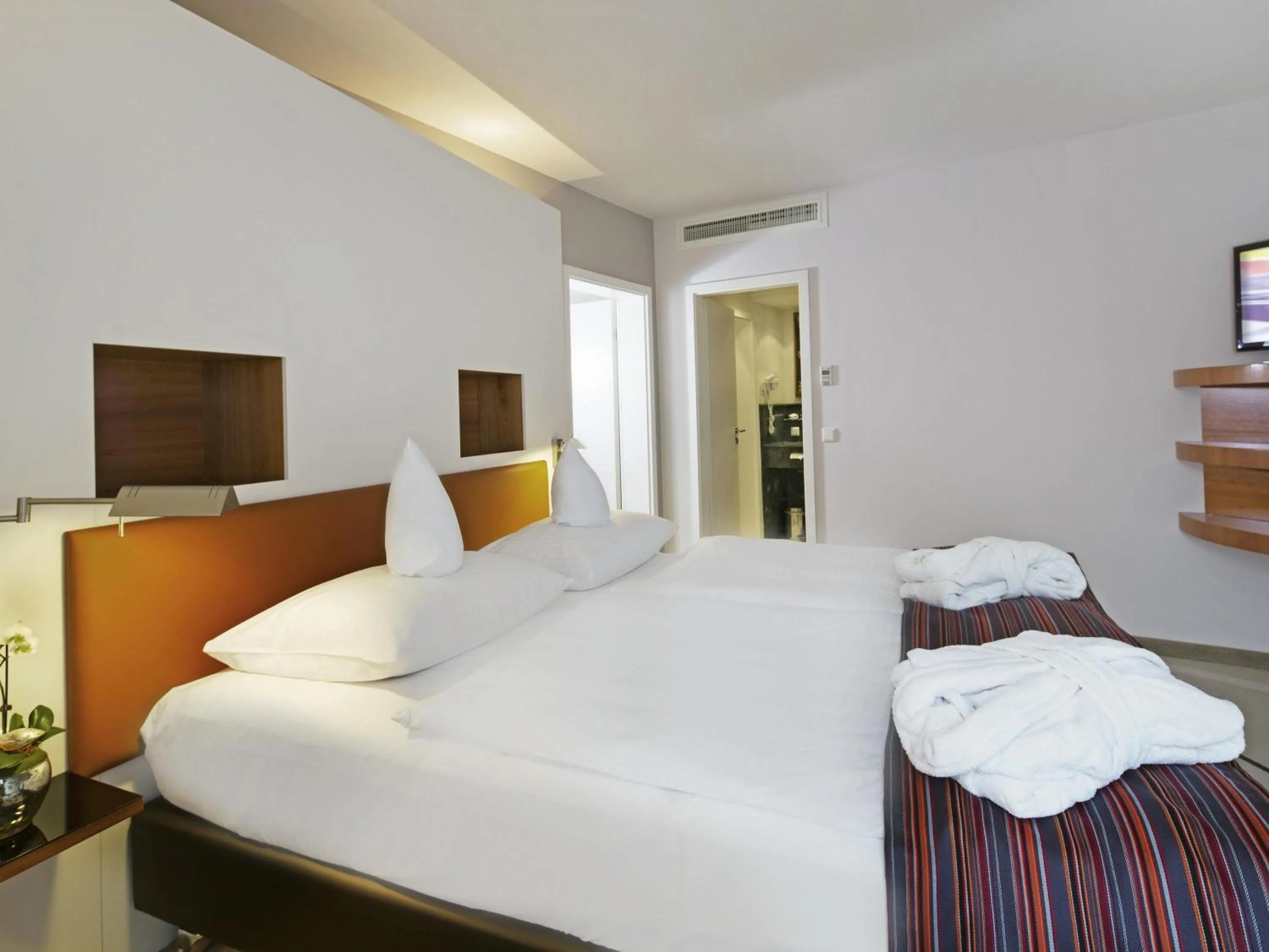 One-Bedroom Suite in Mövenpick Hotel Münster am Aasee