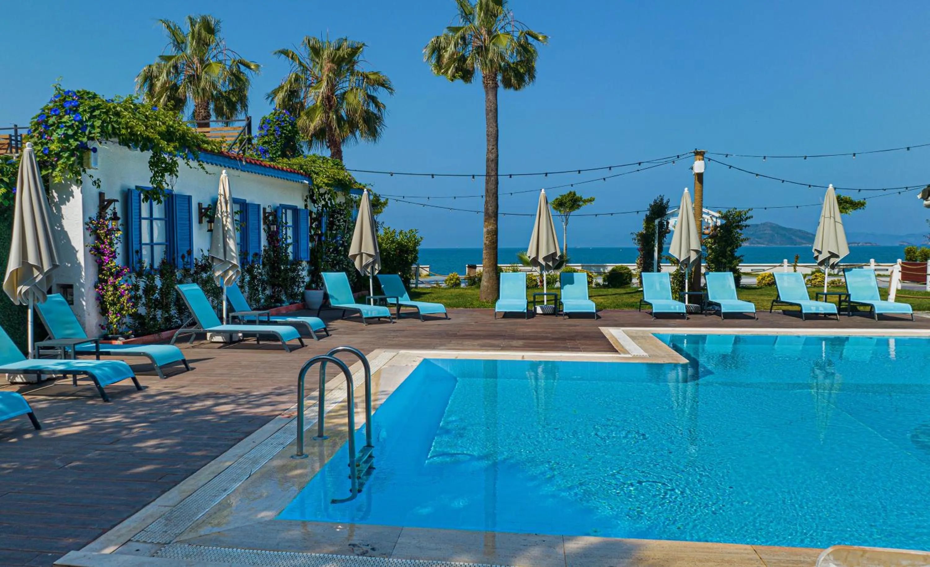 Swimming pool in Uras Beach Hotel