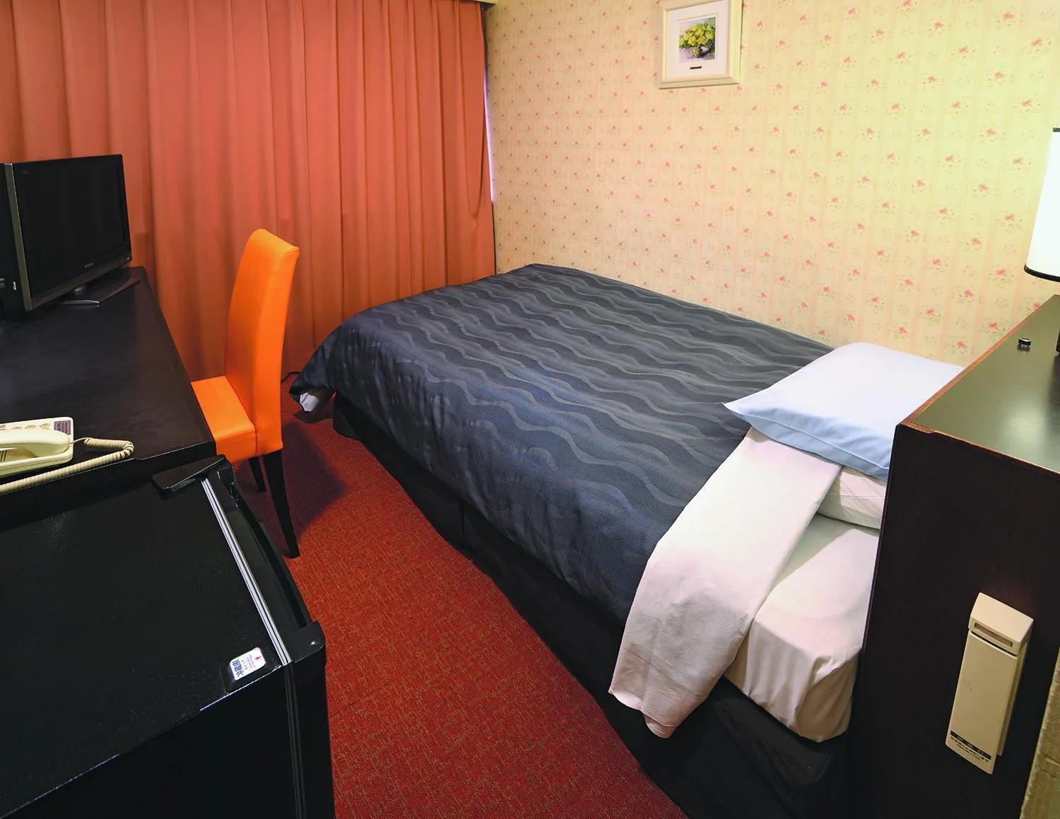 Single Room - Smoking in Bandai Silver Hotel