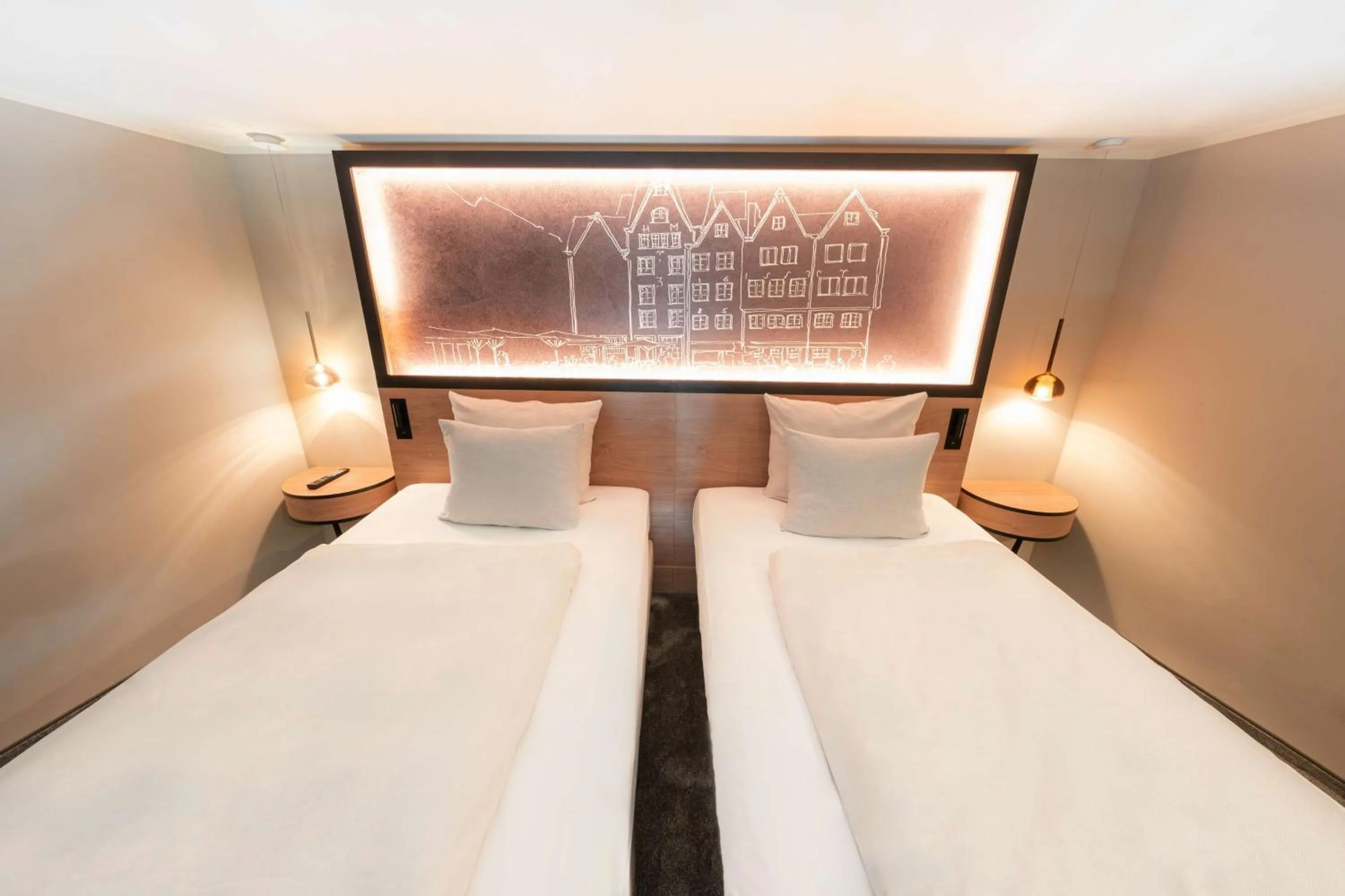 Tower Duplex Twin Suite in Wasserturm Hotel Cologne, Curio Collection by Hilton
