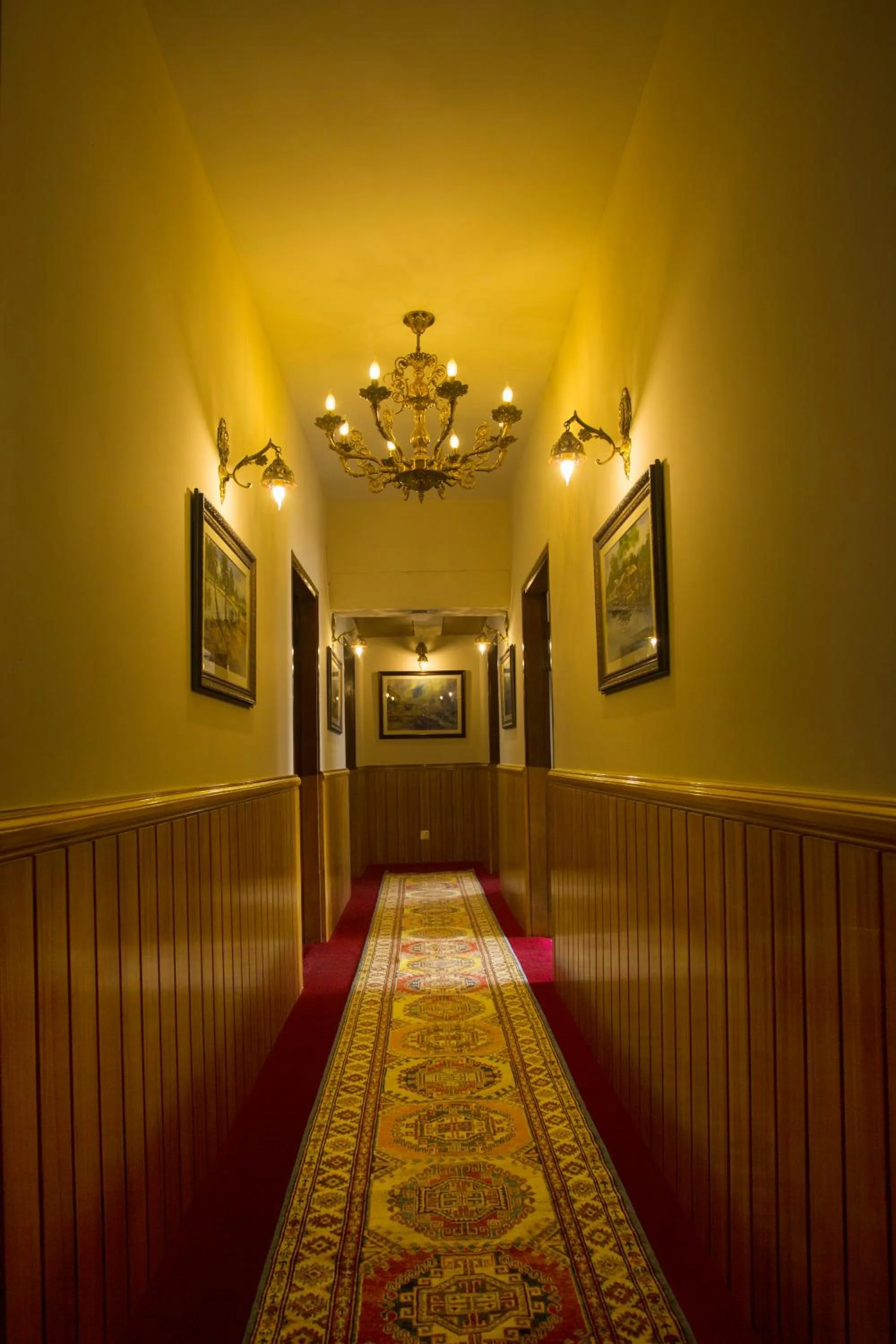 Shinepukur Suites