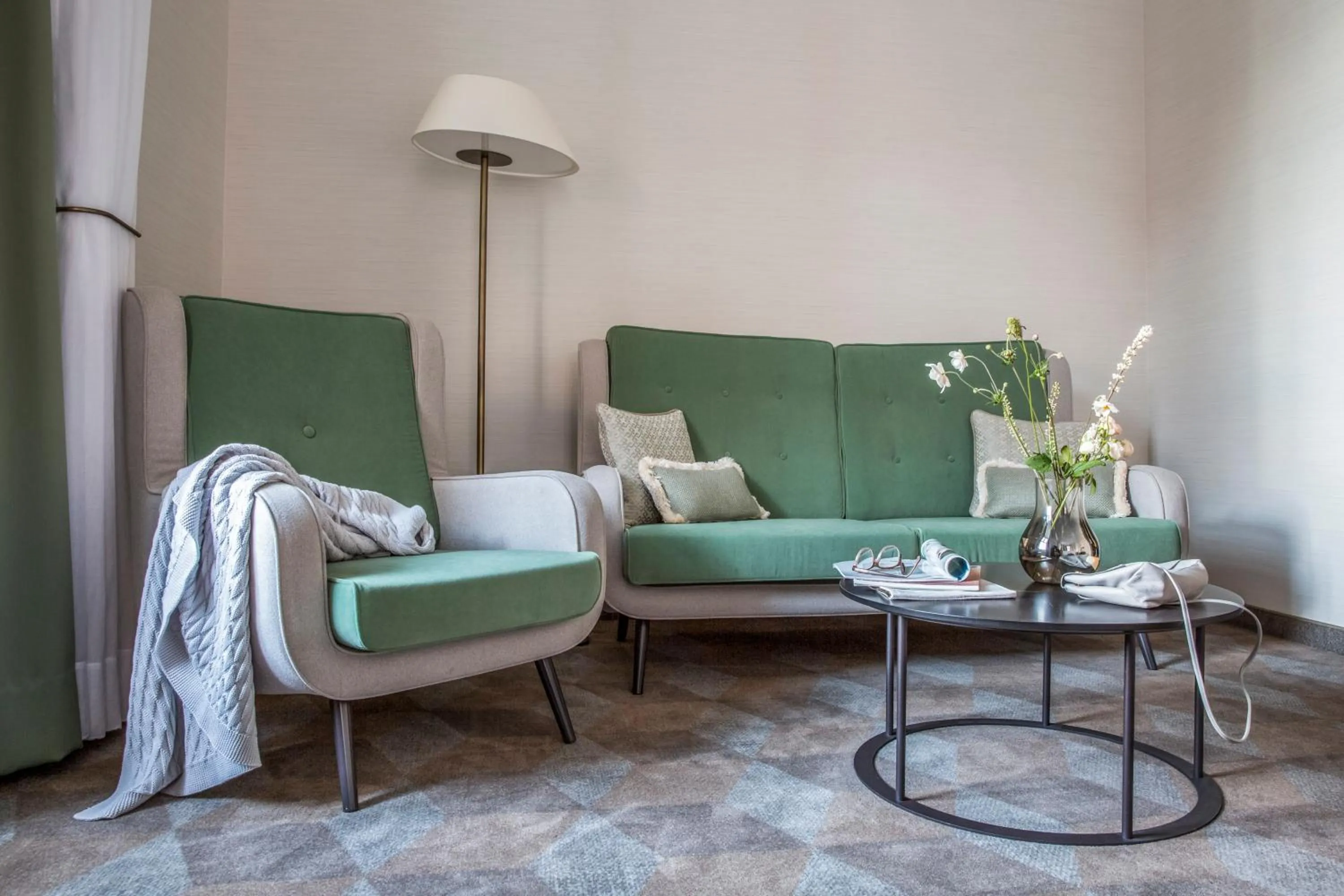 Superior Queen Room, Larger Guest room, 1 Queen in Gewandhaus Dresden, Autograph Collection