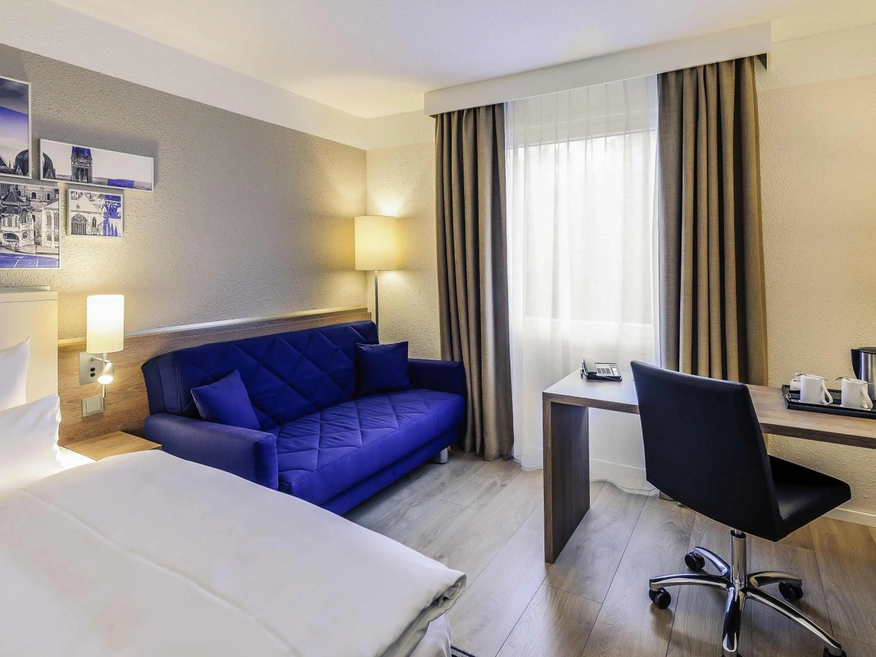 Standard Double Room in Mercure Aachen Europaplatz
