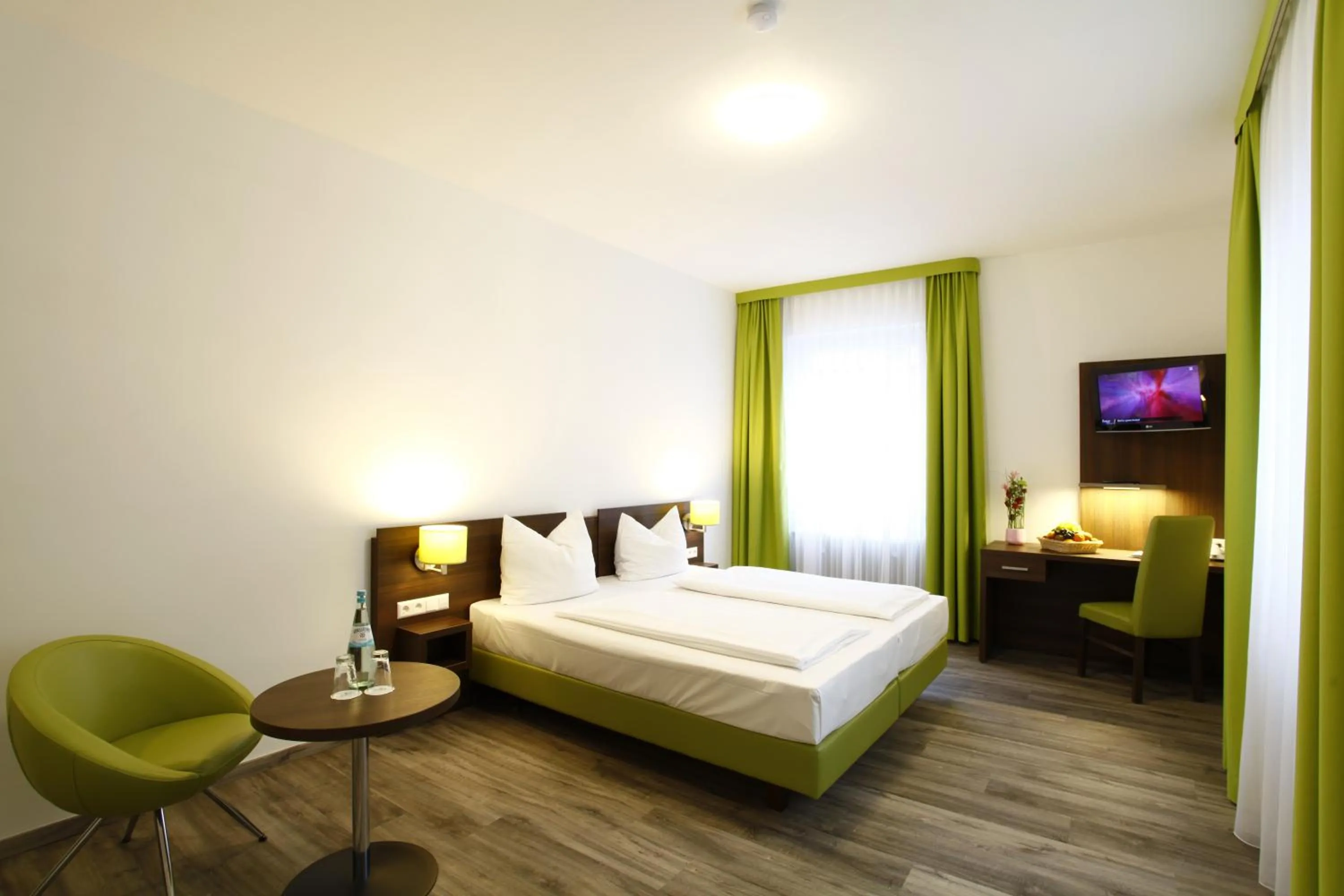 Superior Double Room in Arthotel ANA Eden