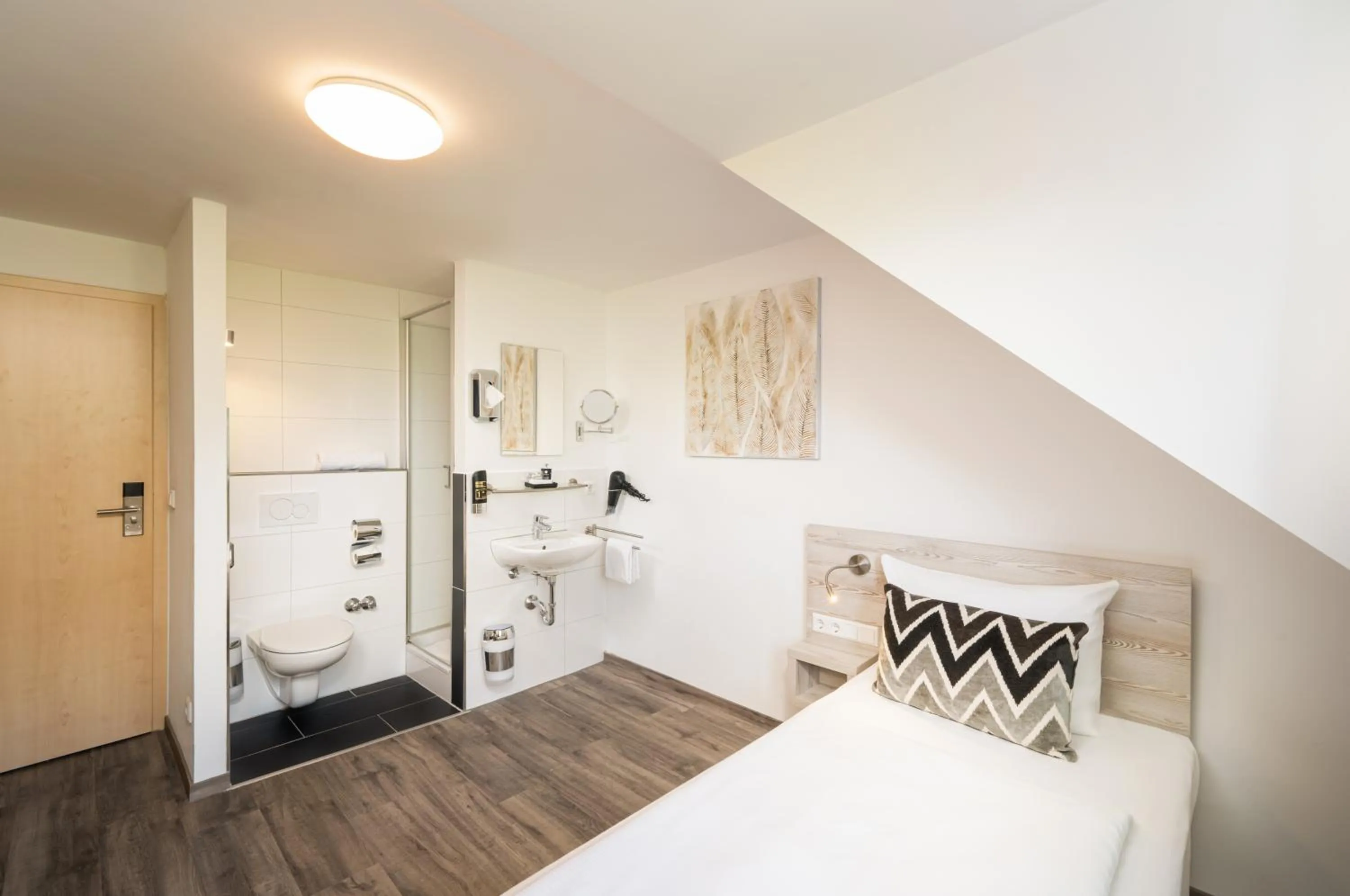 Economy Single Room in Arthotel ANA Eden