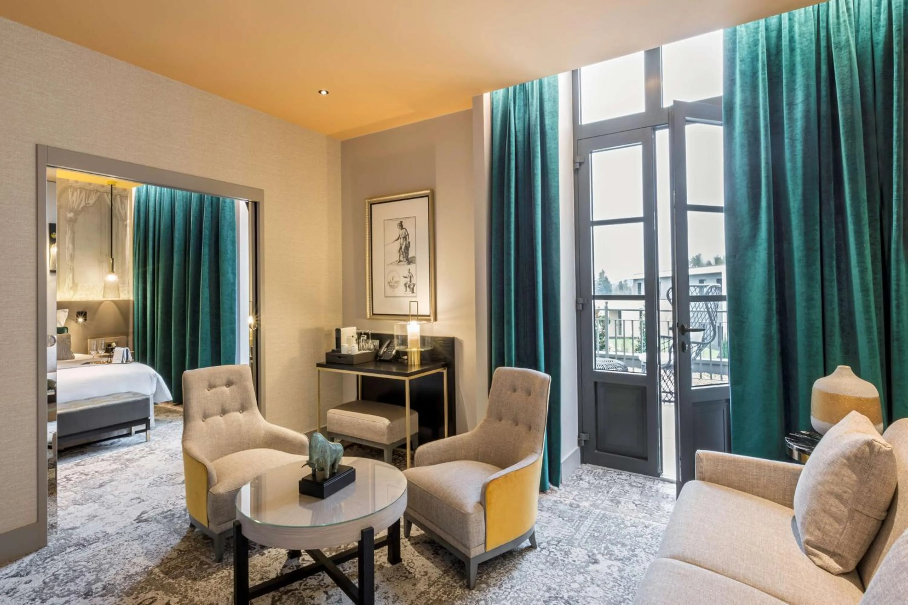 King Suite with Private Terrace  in Hôtel & Spa Les Sept Fontaines Best Western Premier