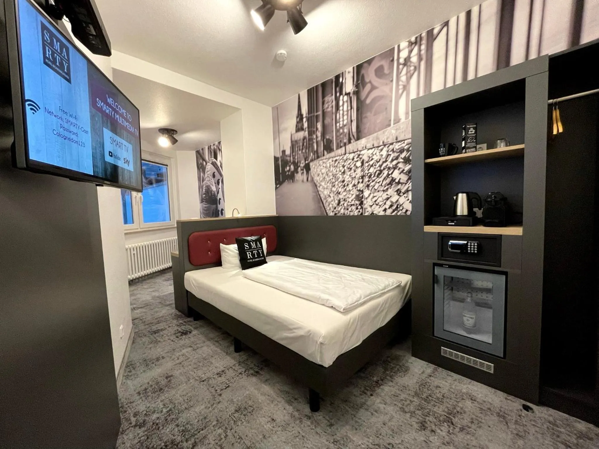 Single Room in SMARTY Cologne Dom Hotel - Boardinghouse - KONTAKTLOSER SELF CHECK-IN