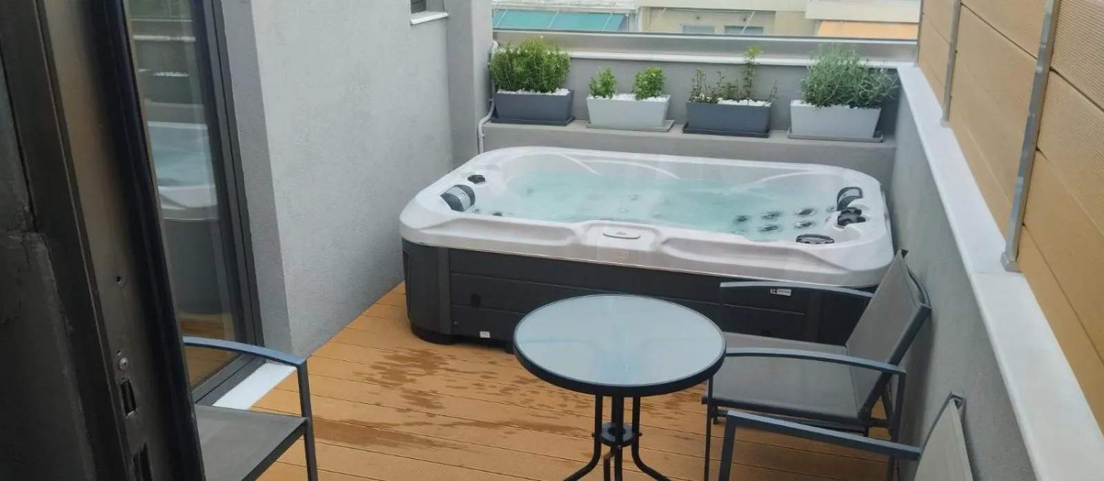 Classic Panorama Maisonette in Athens Panorama Project