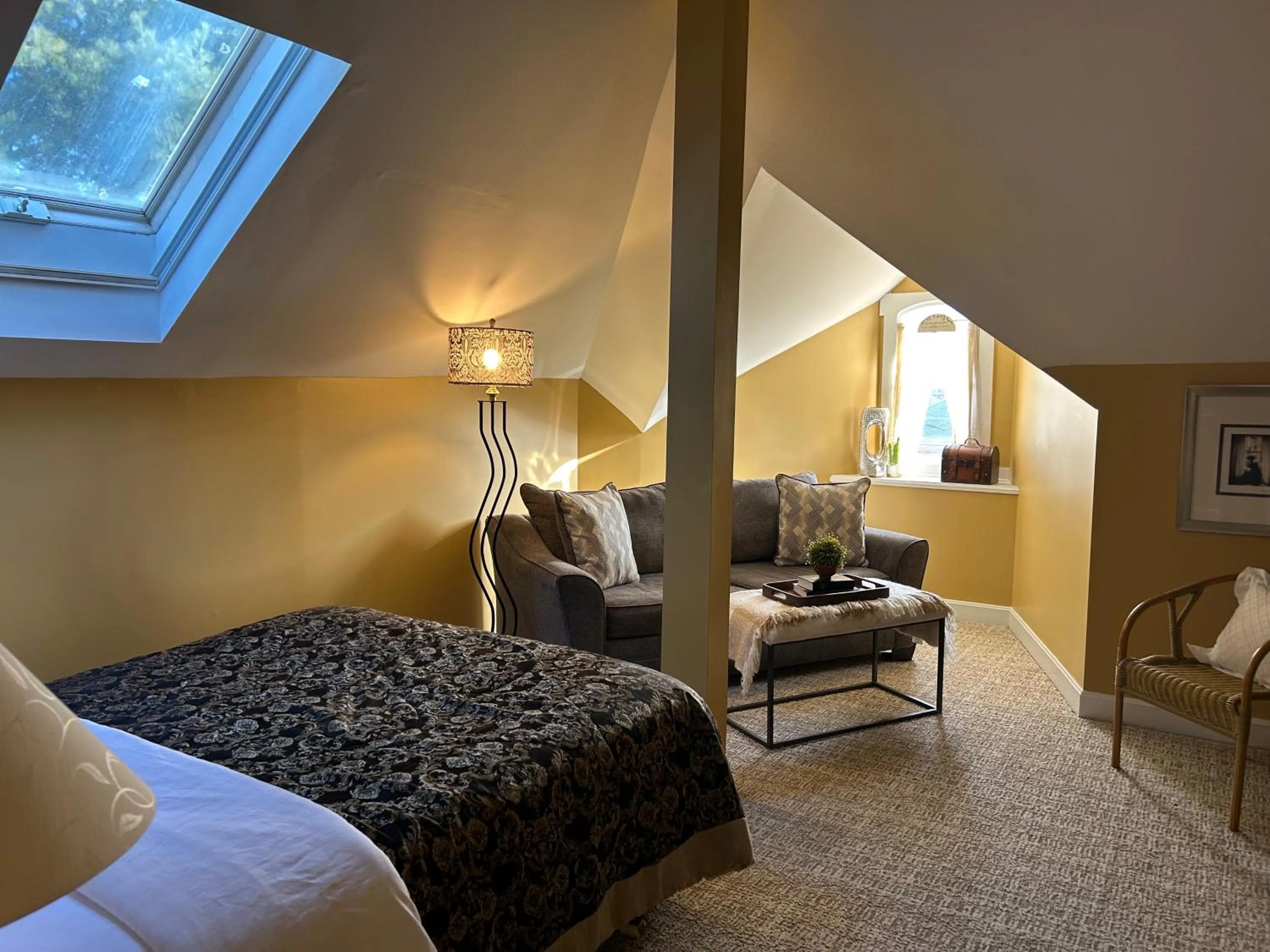 Suite in 50 Lincoln Short North Bed & Breakfast