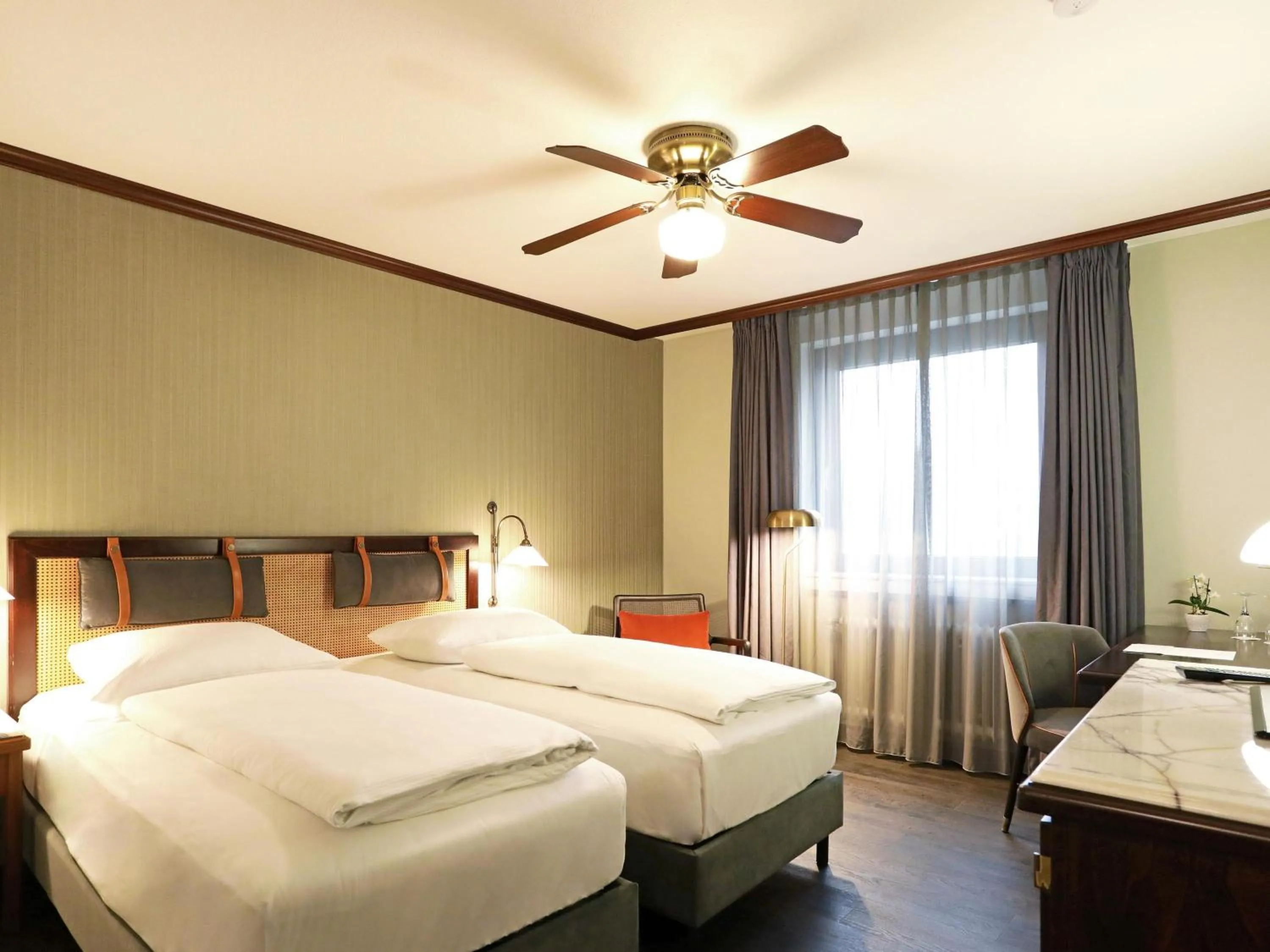 Superior Twin Room in Mercure Hotel Frankfurt Airport Langen