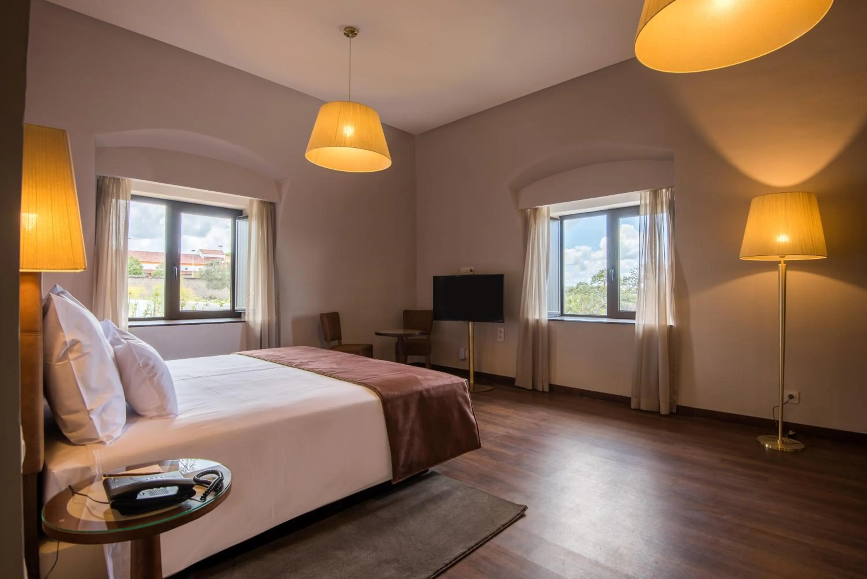 Suite - Main Building in Vila Gale Collection Alter Real - Resort Equestre, Conference & Spa