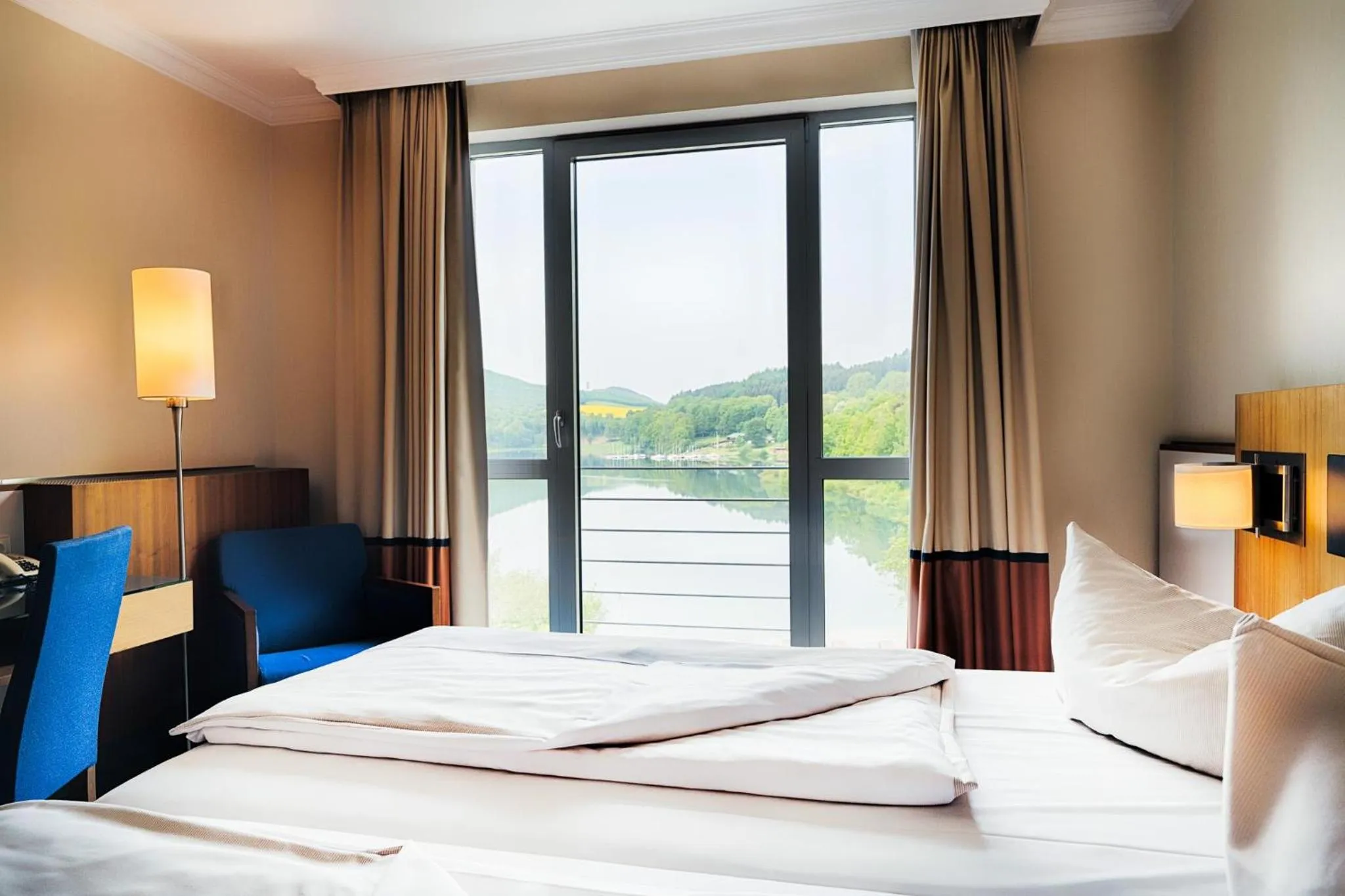 Deluxe Room with Lake View in Welcome Hotel Meschede Hennesee